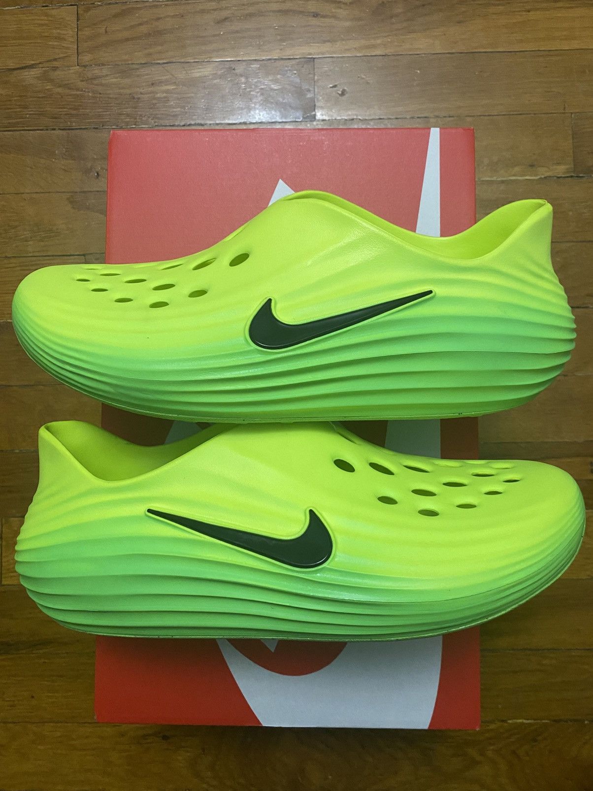 Nike Size 9 - Nike Reactx Rejuven8 Green Strike Black Volt Men’s Size US 9 / EU 42 - 2 Thumbnail