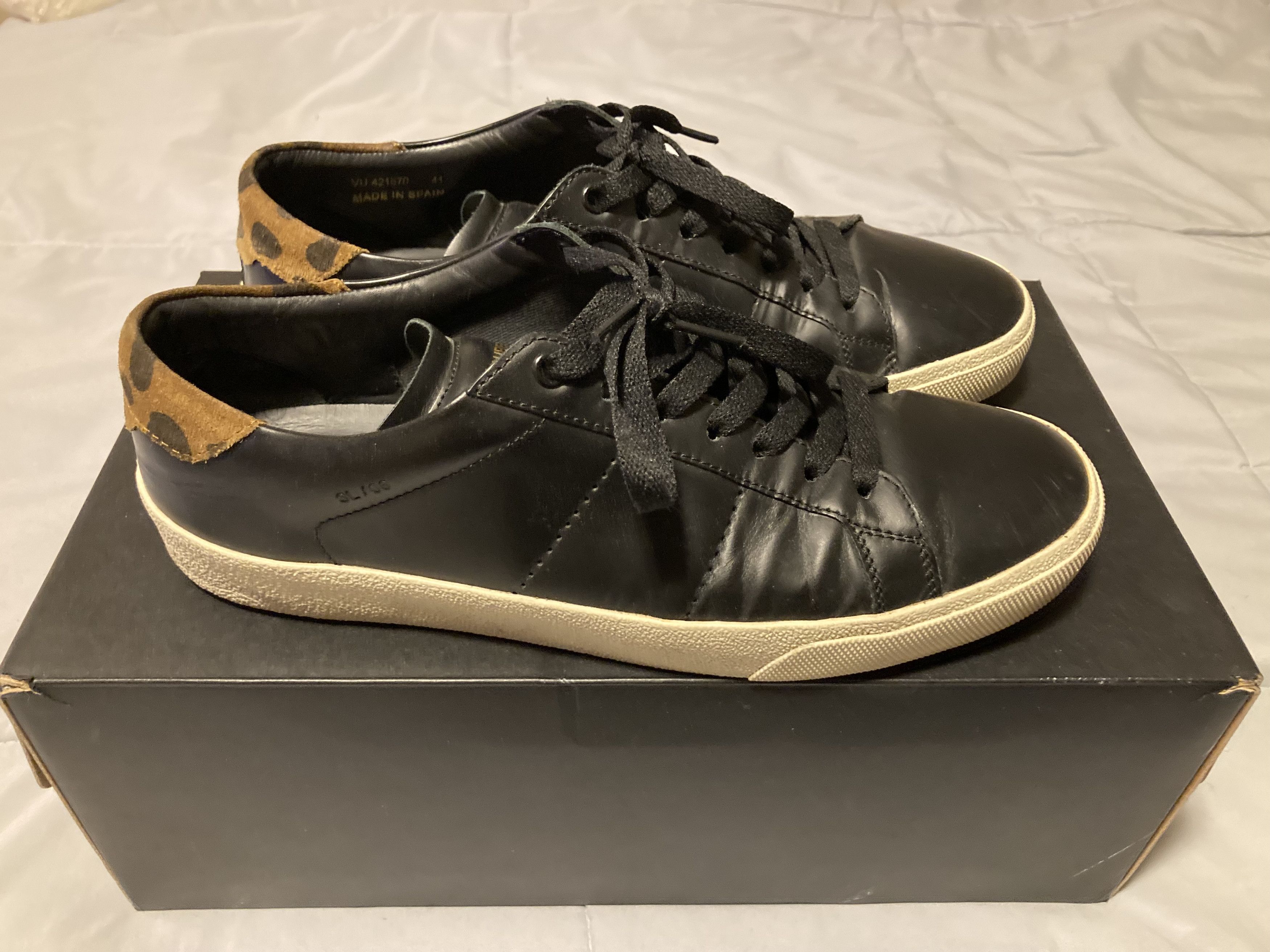 image of Saint Laurent Paris Saint Laurent Low Tops 41 Shoes in Black, Men's (Size 8)