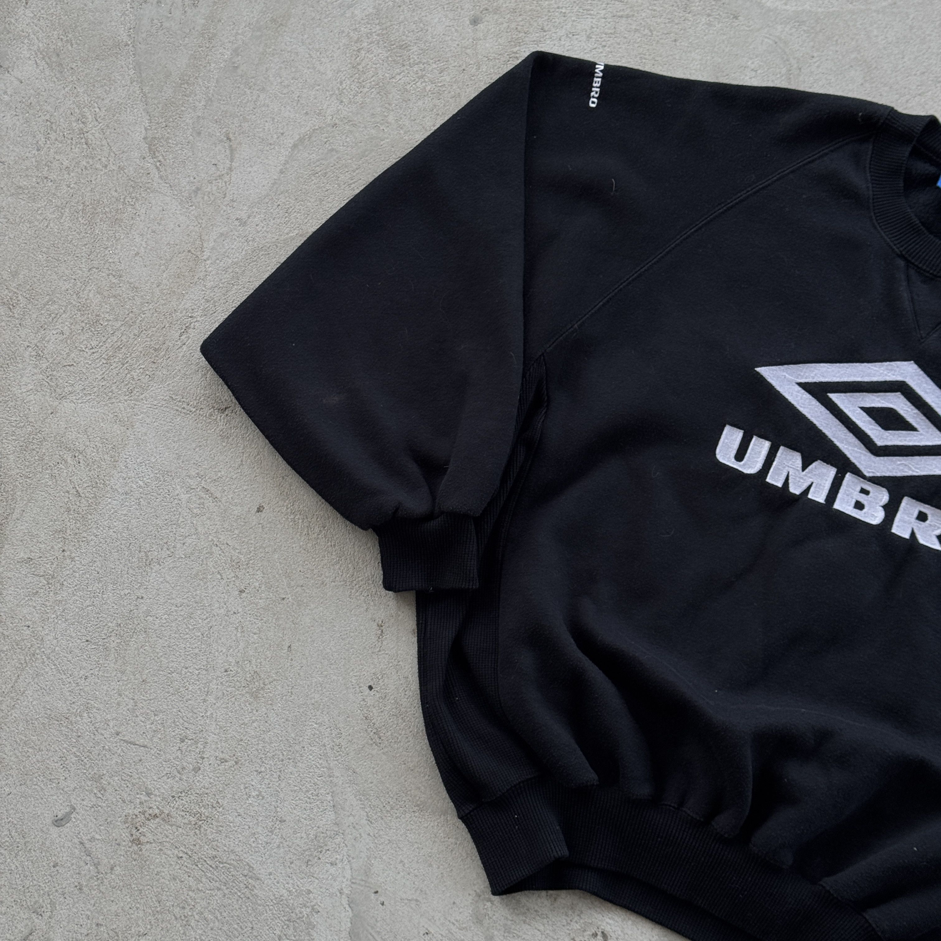 Umbro Vintage Umbro Sweatshirt Big Logo Pullover Y2K Size US M / EU 48-50 / 2 - 4 Thumbnail
