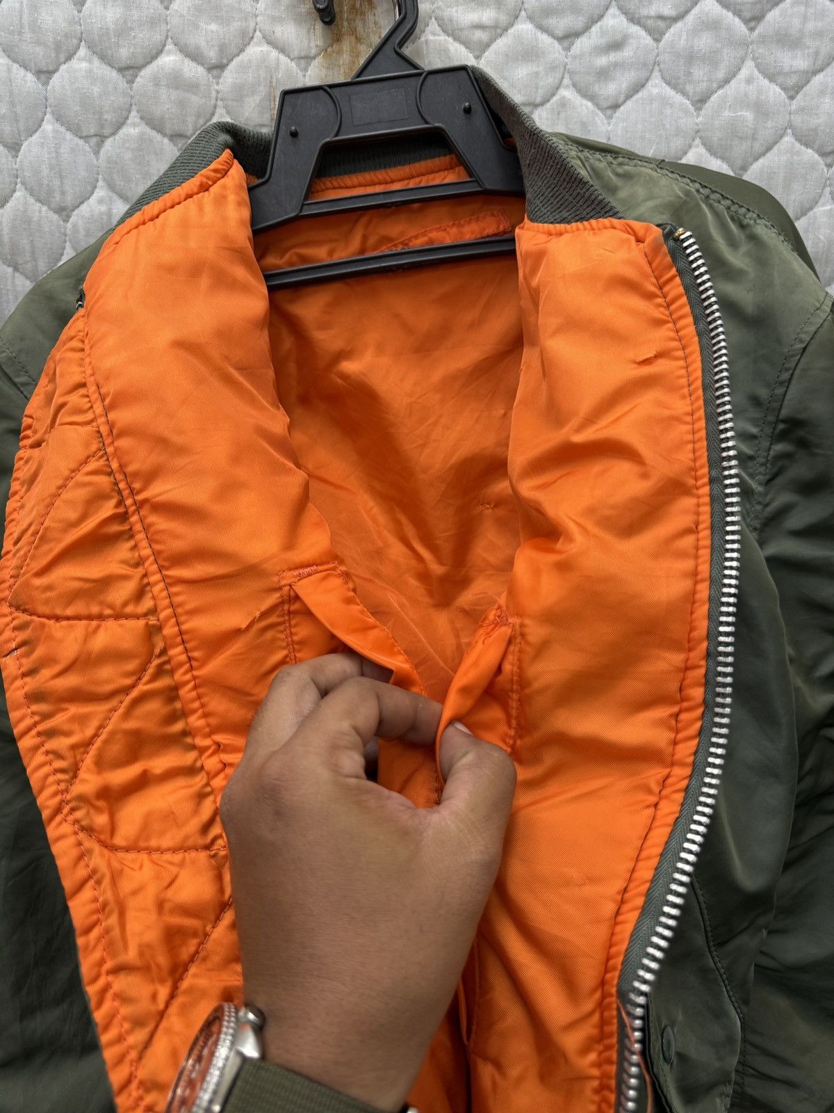 ジャケット・アウター MA-1 jacket archive unknown alpha Men's MA-1 Jacket Slim Fit Black | Alpha Industries