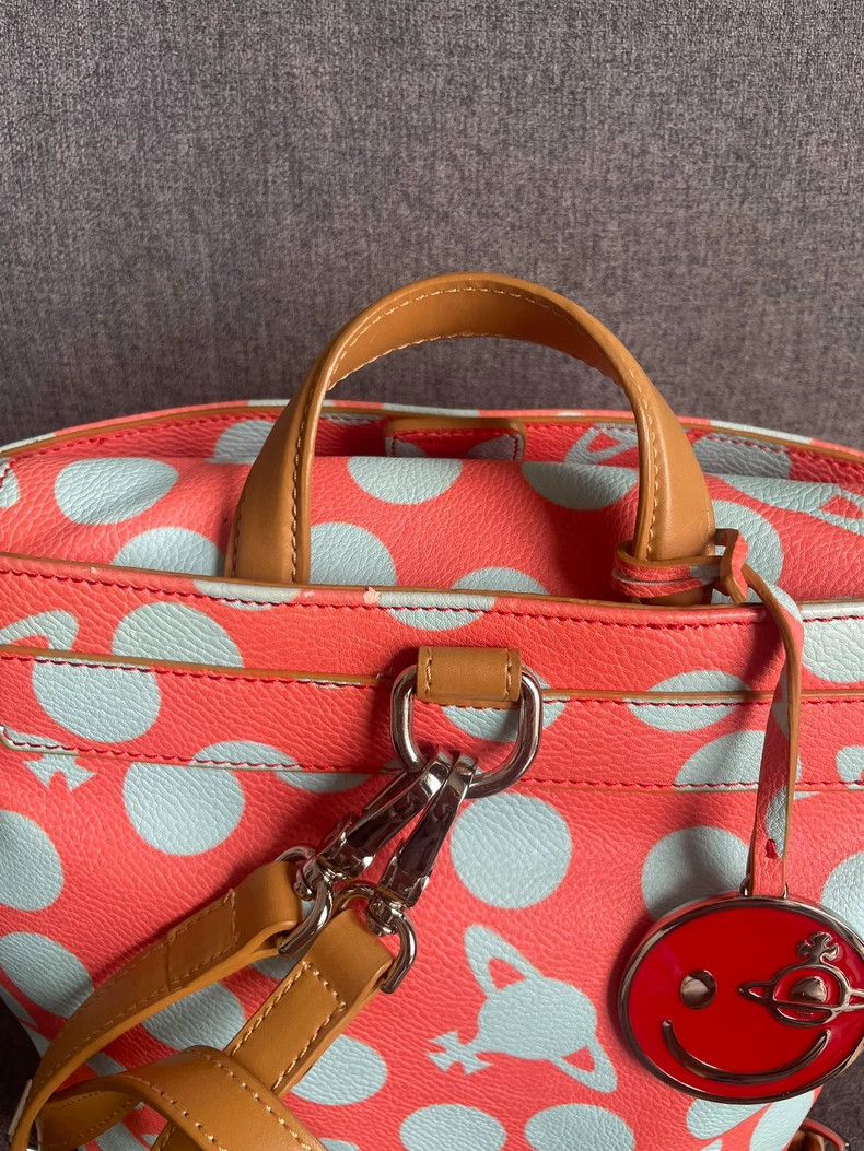 Vivienne Westwood Vivienne Westwood size os Classic Saturn print cute pink ba Size ONE SIZE - 8 Thumbnail