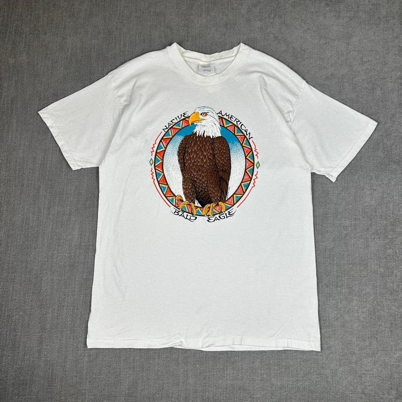 Native Vintage Native American Bald Eagle white T-shirt Size US L / EU 52-54 / 3 - 1 Thumbnail