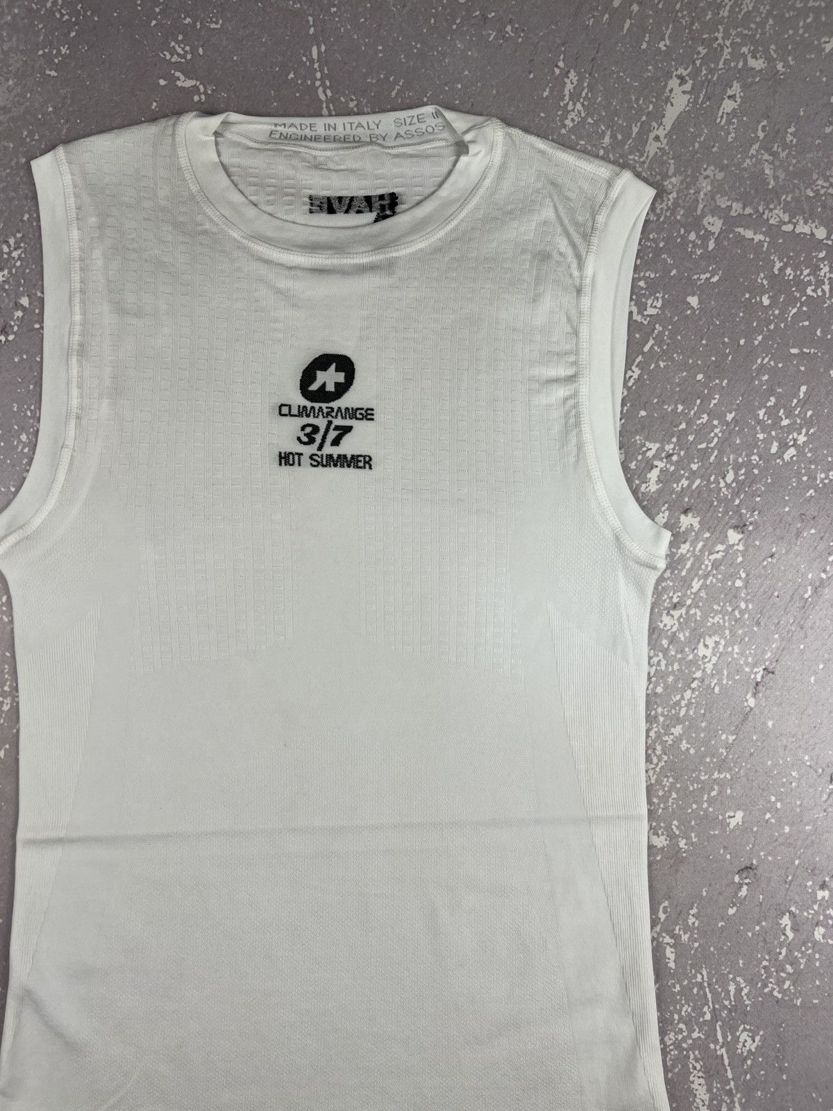 Pas Normal Studios Assos Skinfoil Climarange Hot Summer Tank Top Insulator Size US M / EU 48-50 / 2 - 5 Thumbnail
