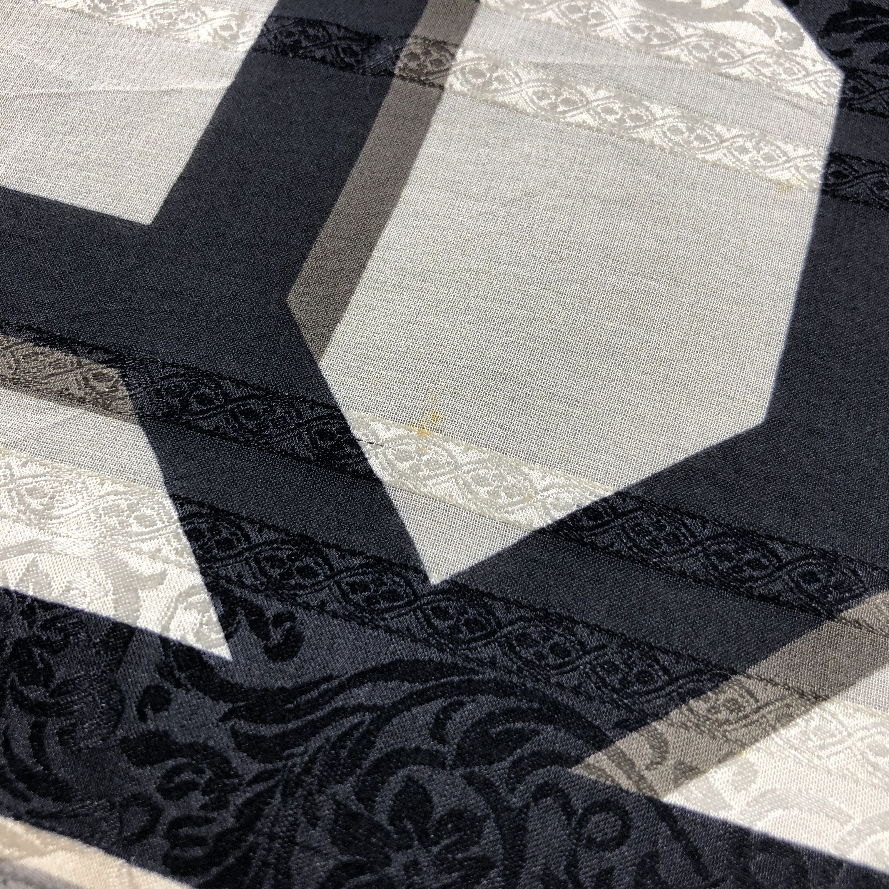 Japanese Brand Anne Klein Luxury Abstract Silk Scarf M1202 Size ONE SIZE - 5 Thumbnail
