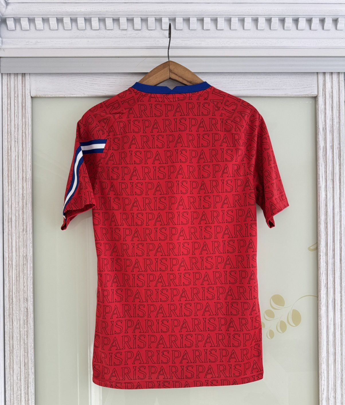 Nike Paris Saint Germain PSG 2020-2021 Soccer Jersey Football Kit Size US S / EU 44-46 / 1 - 2 Thumbnail