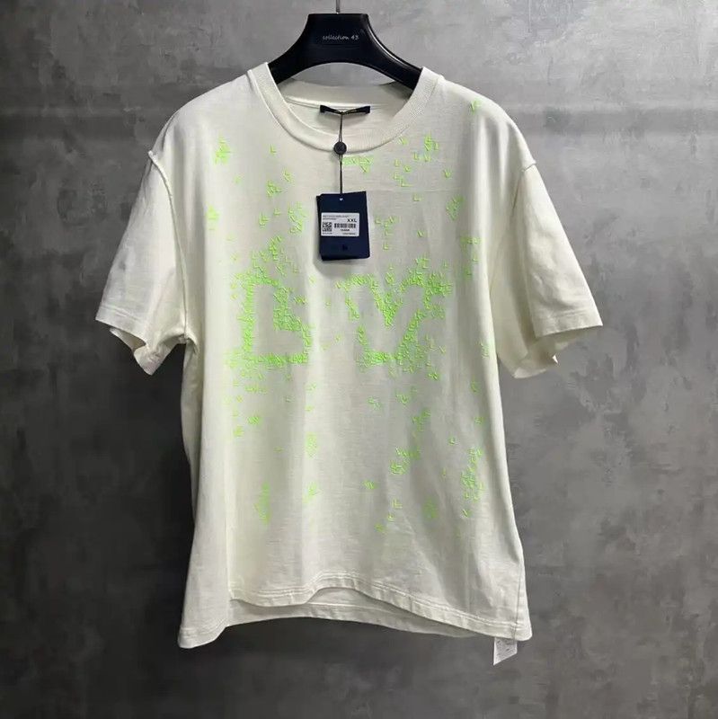 Louis Vuitton Louis Vuitton XXL White Cotton Men's T-Shirt 0089 Size US XXL / EU 58 / 5 - 1 Thumbnail