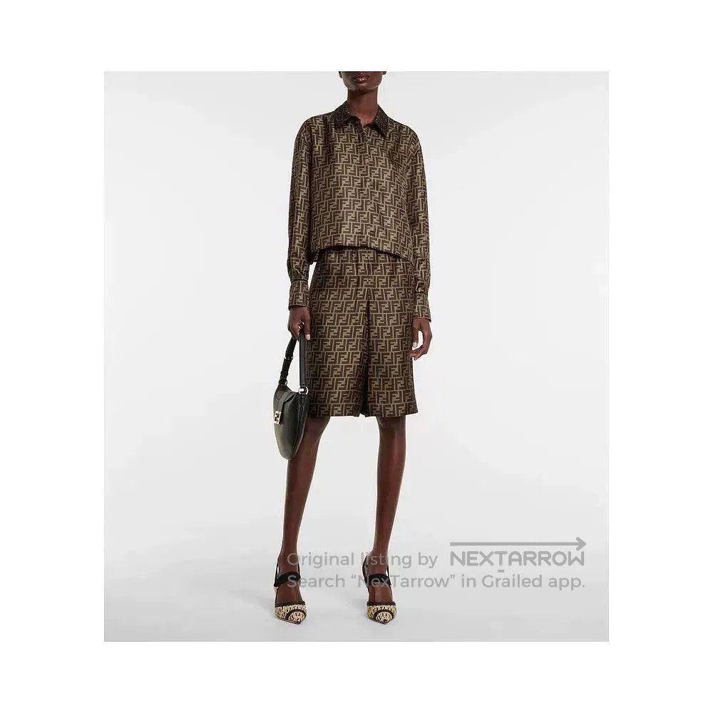 Fendi Fendi Silk Monogram Shorts. Size US 36 / EU 52 - 2 Thumbnail