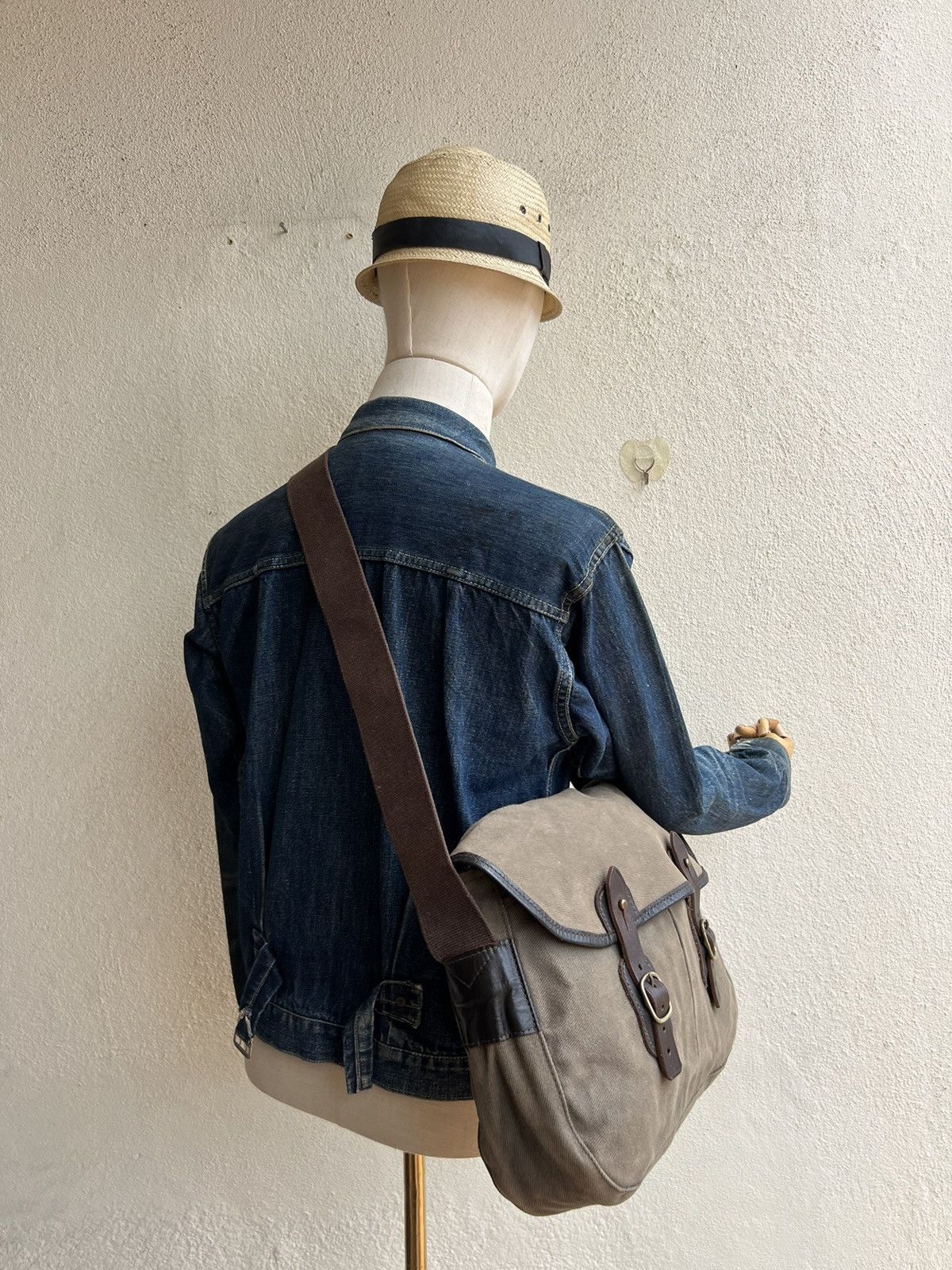 Vintage Vintage Quality Gunslips Sun Fade Waxed Canvas Messenger Bag Size ONE SIZE - 3 Thumbnail