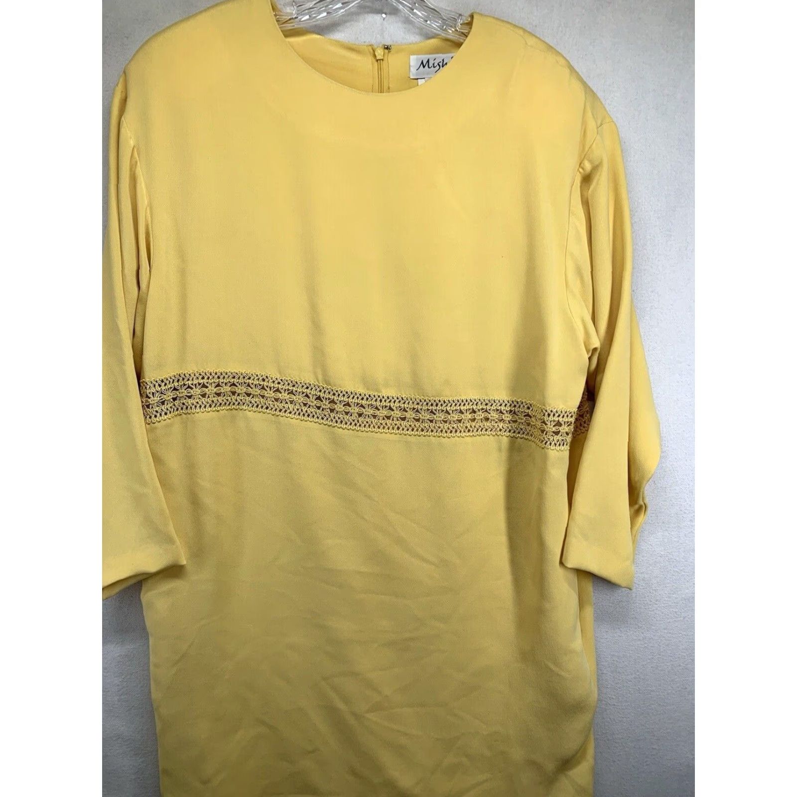 Vintage VINTAGE Women's Silk Dress Size 10 Yellow Embroidered Midi Sheath Formal Party/Cocktail Size L / US 10 / IT 46 - 4 Thumbnail