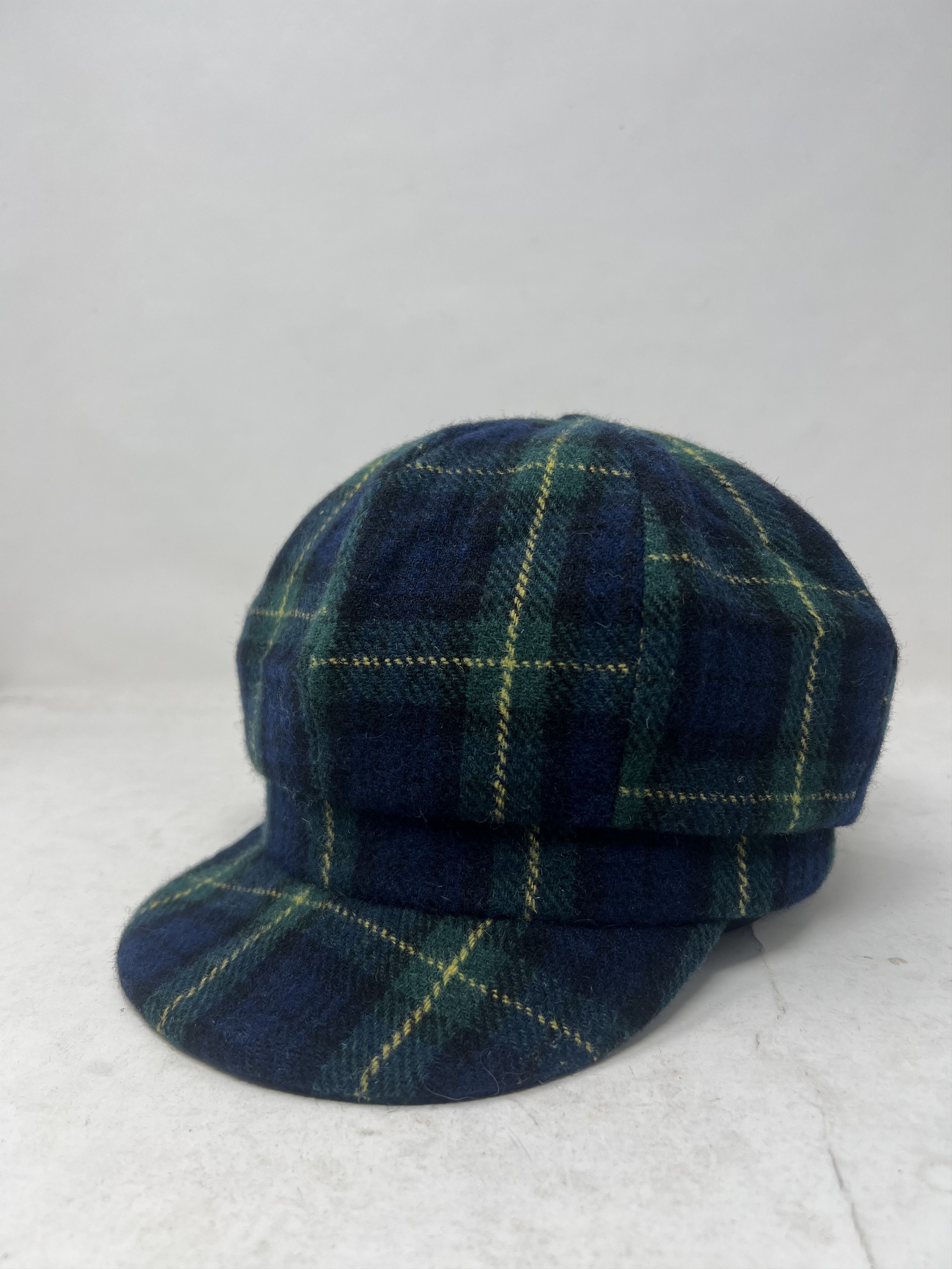 Houndstooth Plaid Newsboy Cap