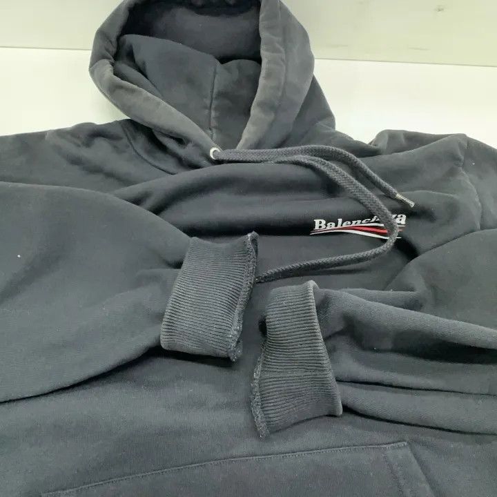 Balenciaga Balenciaga Cozy Logo Hoodie for Women 0079-2507 Size L / US 10 / IT 46 - 7 Thumbnail