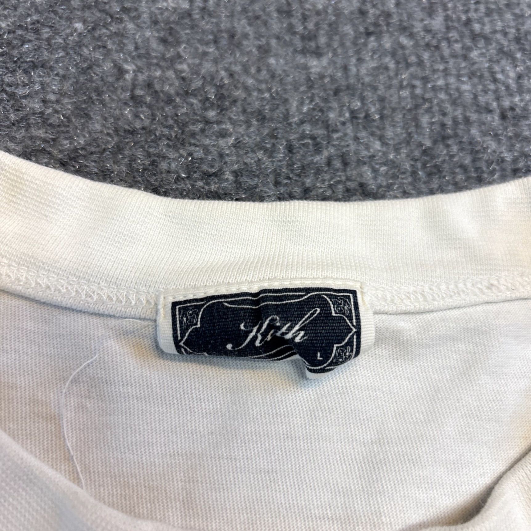 Kith KITH Short Sleeve Pocket Tee T-Shirt Mens Size M White Cotton Blend Crew Neck Distressed Relaxed Oversized Regular Size US M / EU 48-50 / 2 - 2 Thumbnail