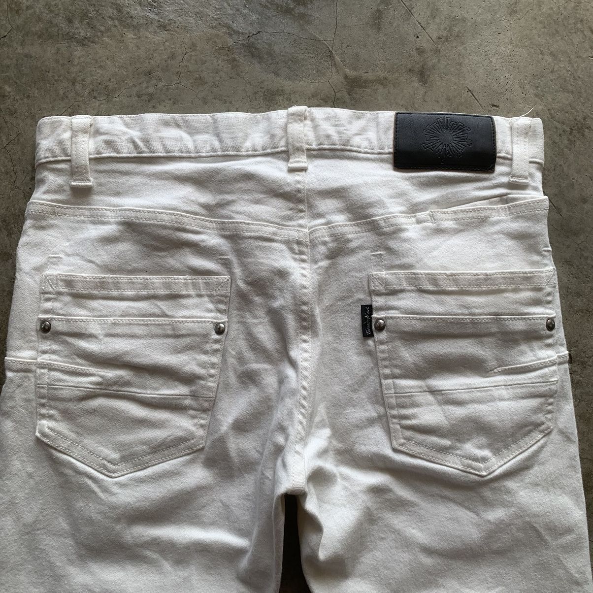 Tornado Mart tornado mart white skinny jeans Size US 32 / EU 48 - 13 Thumbnail