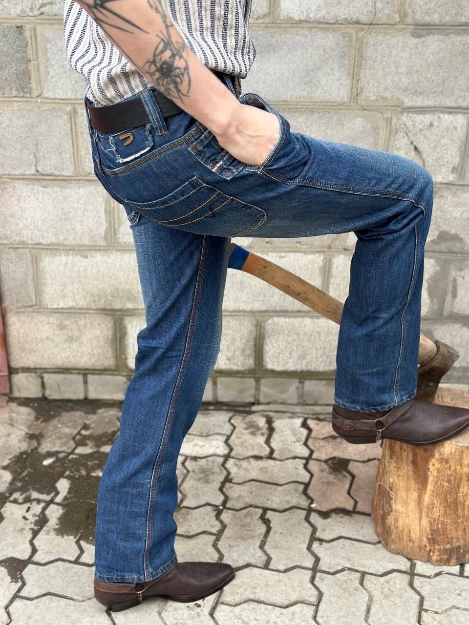 Diesel VTG Diesel Jeans Size 33 Man Old Money Casual 00s USA Size US 33 - 1 Thumbnail
