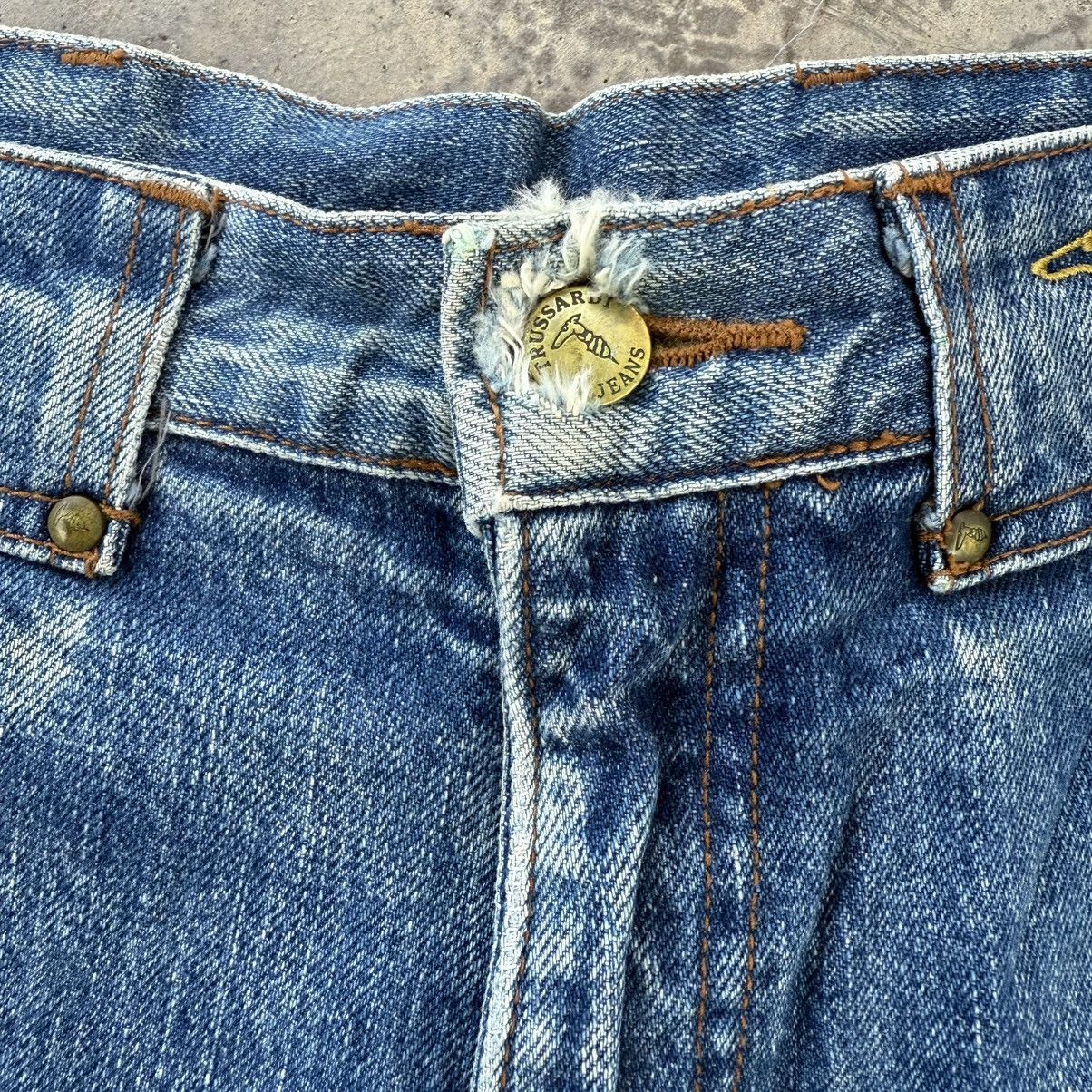 Trussardi VINTAGE TRUSSARDI FADED RIPEP JEAN DENIM PANTS Size US 30 / EU 46 - 5 Thumbnail