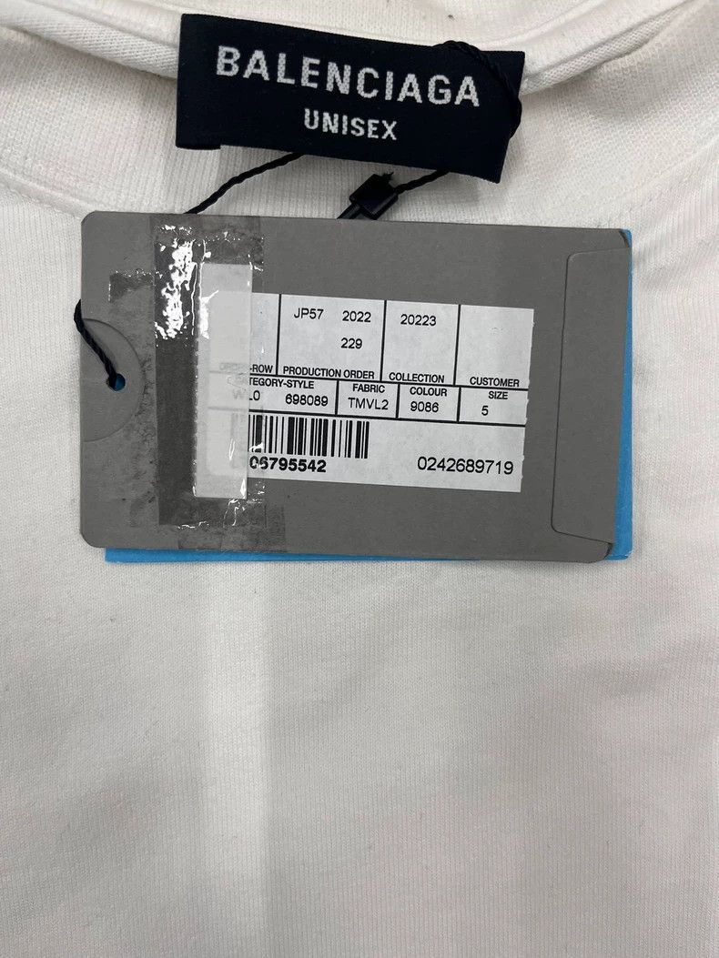 Balenciaga Balenciaga size 5 22FW Co-branded WFP Second Generation Fak Size US M / EU 48-50 / 2 - 3 Thumbnail