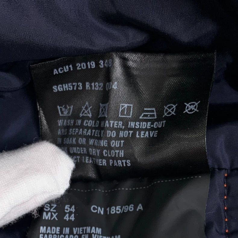 Prada Prada Orange glossy triangle down jacket 2501-Nextarrow Size US L / EU 52-54 / 3 - 8 Thumbnail