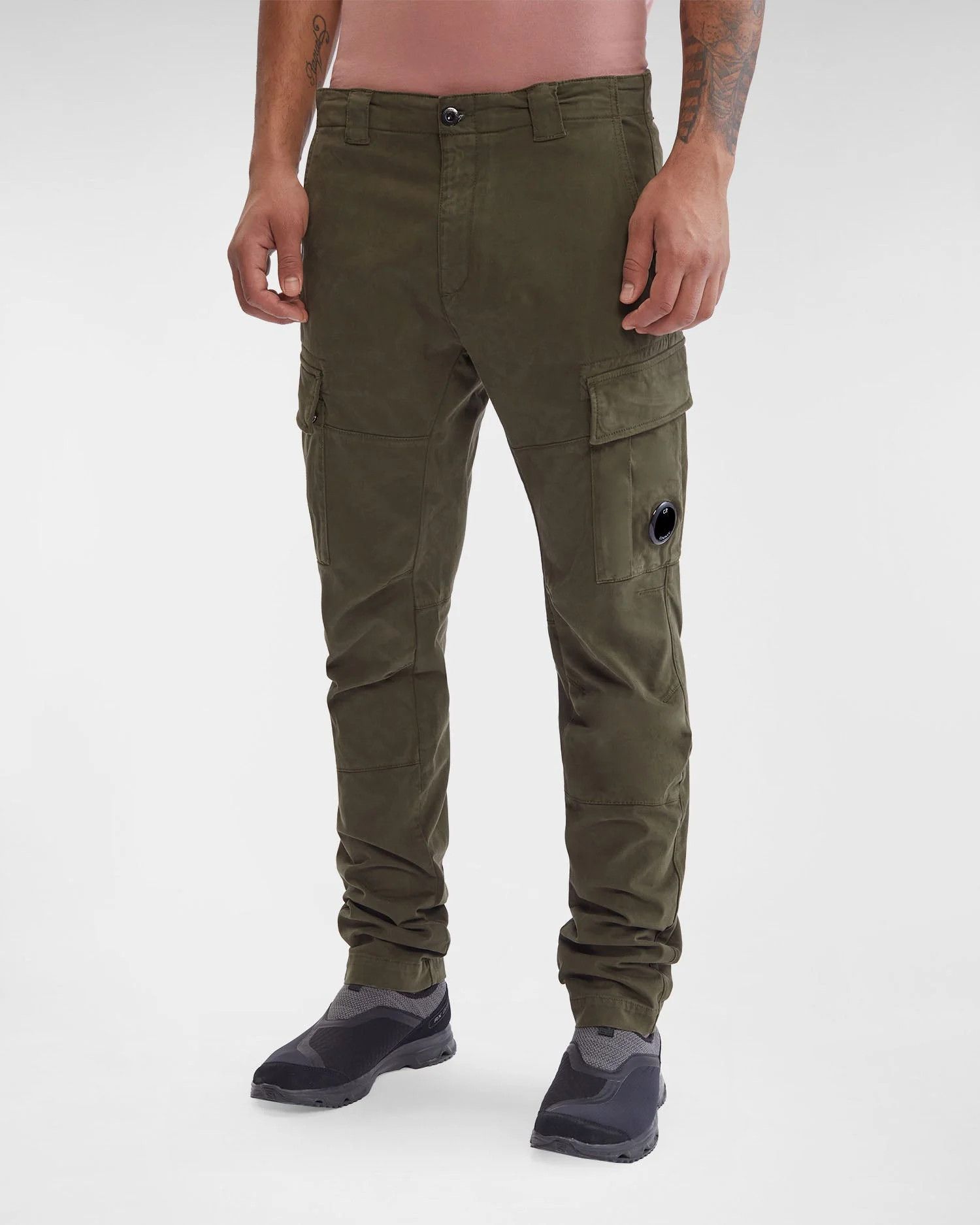 C.P. Company o1y1224 Logo Cargo Pant in Military Green Size US 28 / EU 44 - 2 Thumbnail