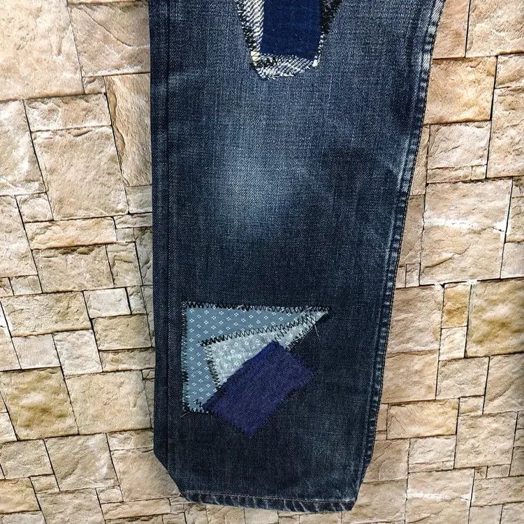 Levi's DL 553 Levis patchwork Distressed ripped Denim jeans #A135 Size US 28 / EU 44 - 13 Thumbnail