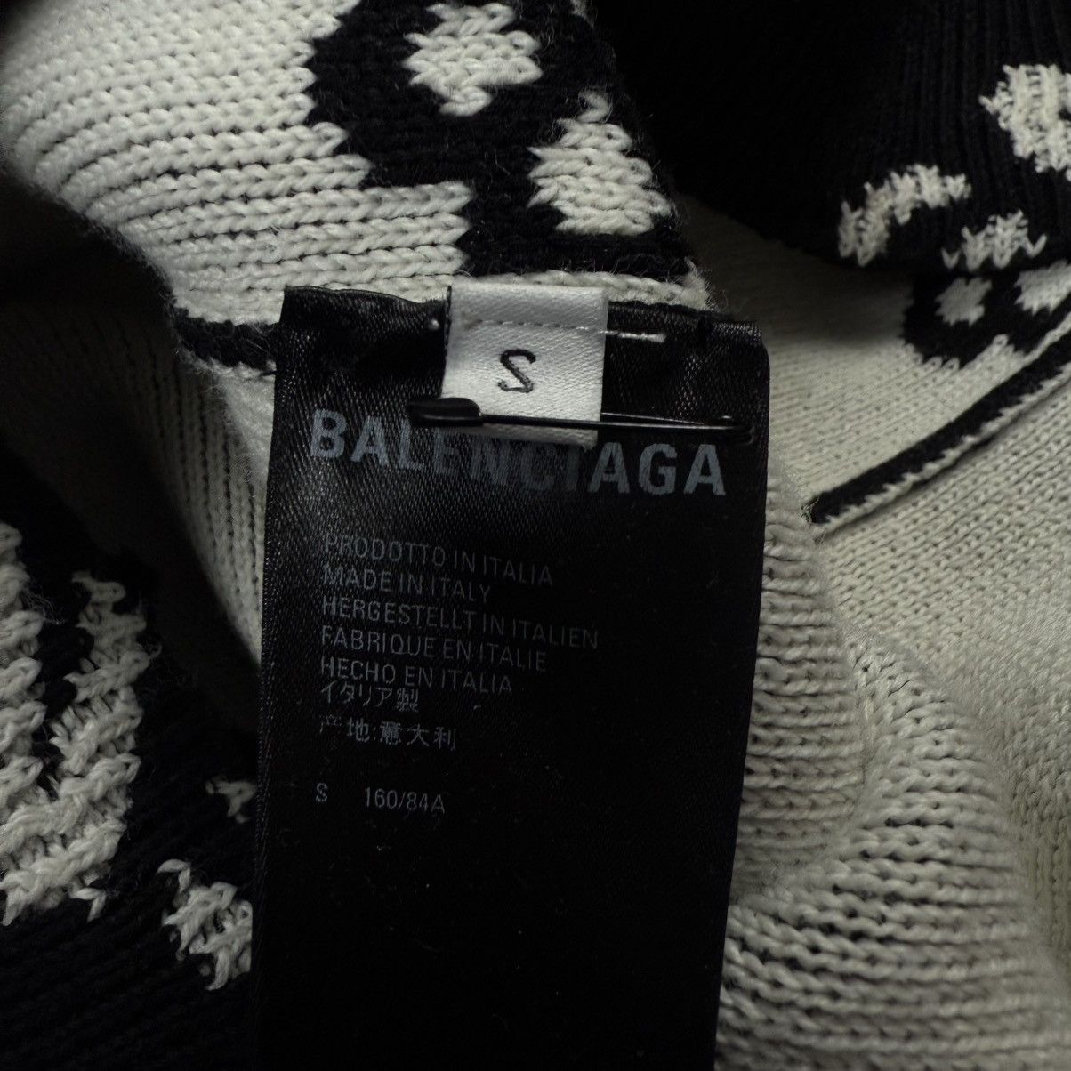 Balenciaga Balenciaga Black Monogram Knit Sweater Size US S / EU 44-46 / 1 - 5 Thumbnail