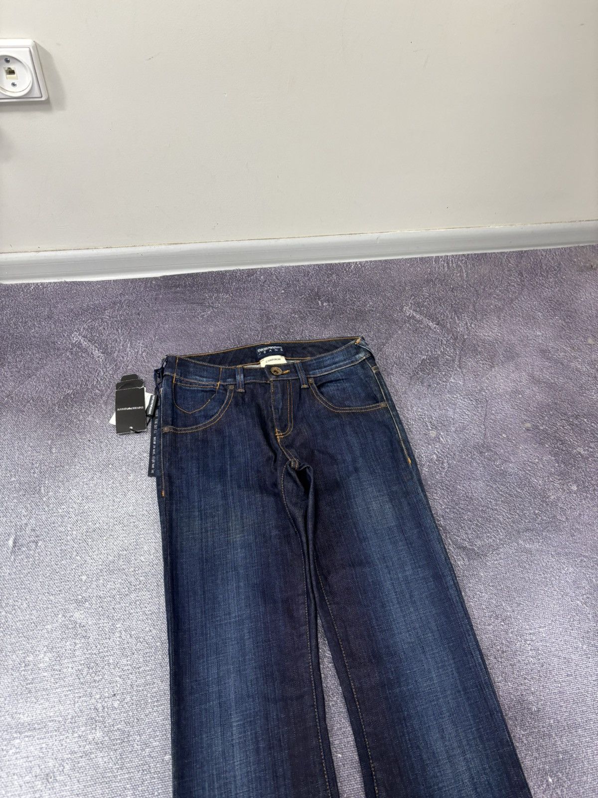 Emporio Armani Emporio Armani Cameron NWT Women’s Navy Blue Denim Jeans Size 25" / US 0 / IT 36 - 4 Thumbnail
