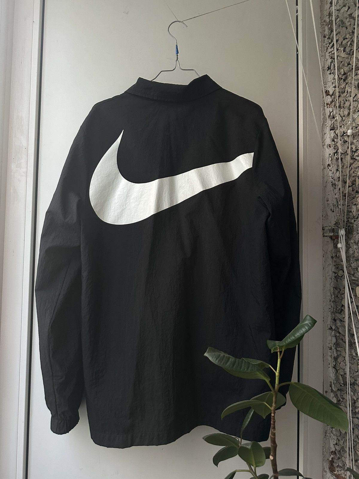 Nike Nike Coach Jacket Nylon Big logo Center Swoosh Y2K Size US M / EU 48-50 / 2 - 1 Thumbnail