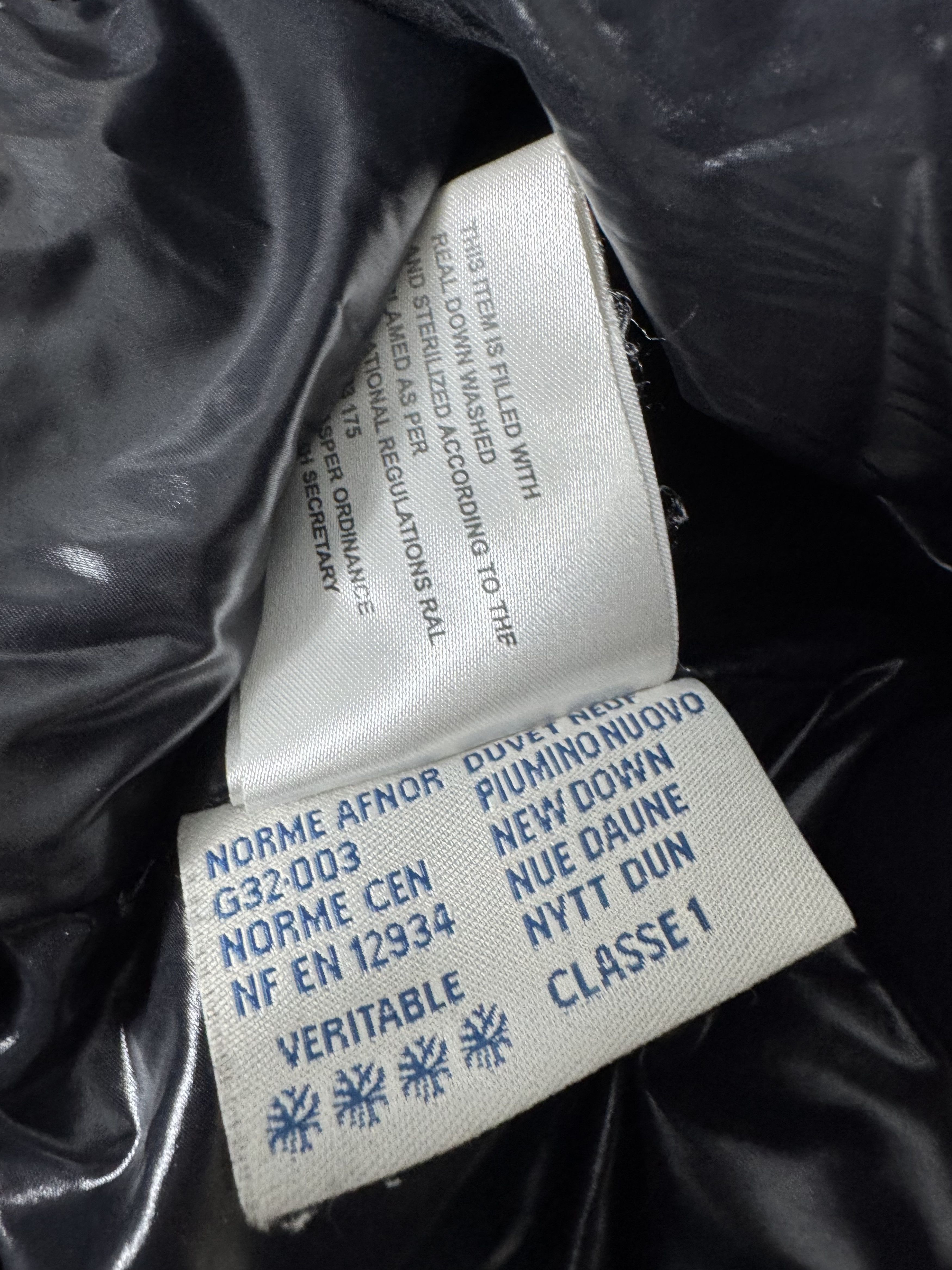 Moncler Moncler Badia Jacket Size M / US 6-8 / IT 42-44 - 8 Thumbnail