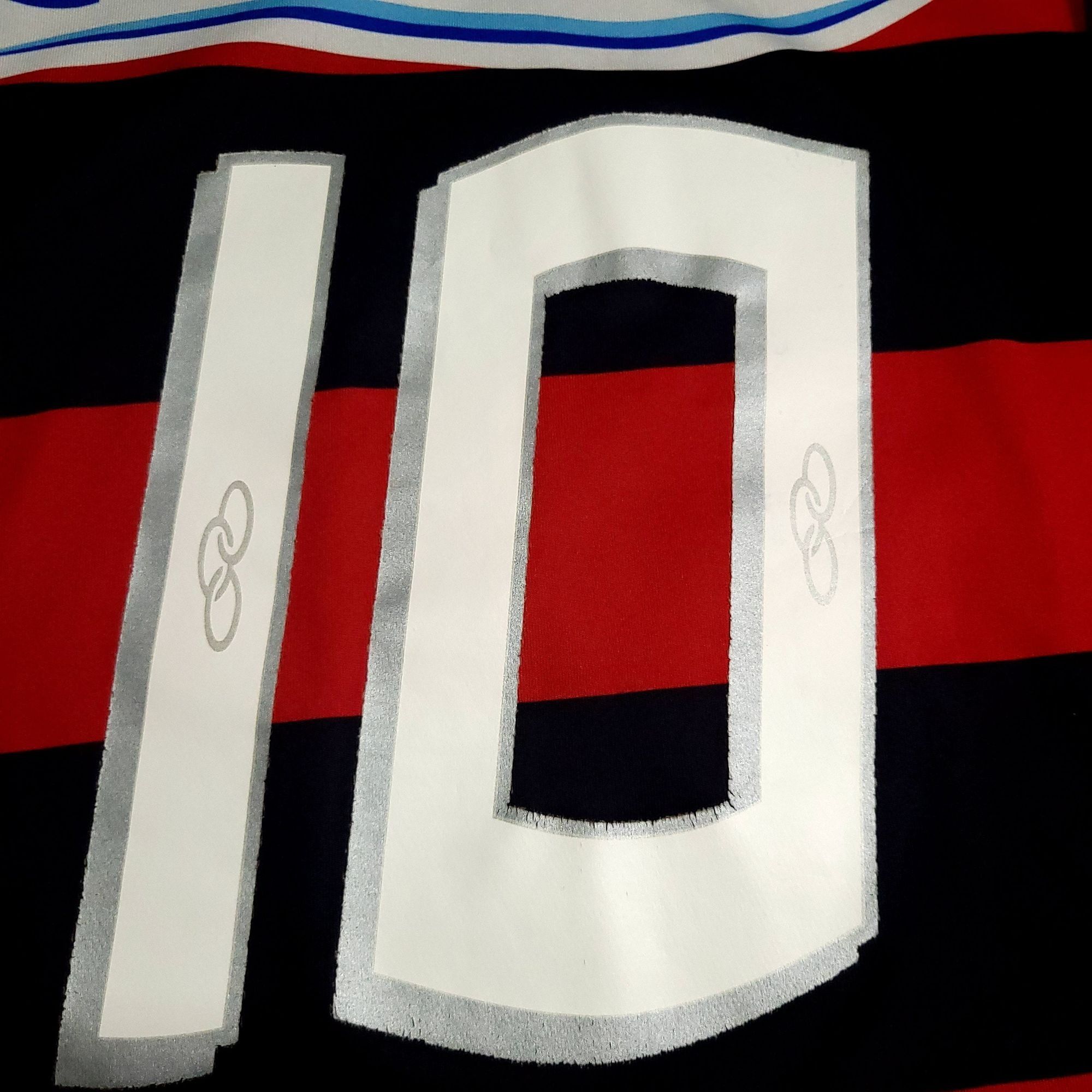 Other Ronaldinho Flamengo 2011 2012 Olympikus Soccer Jersey M Size US M / EU 48-50 / 2 - 4 Thumbnail
