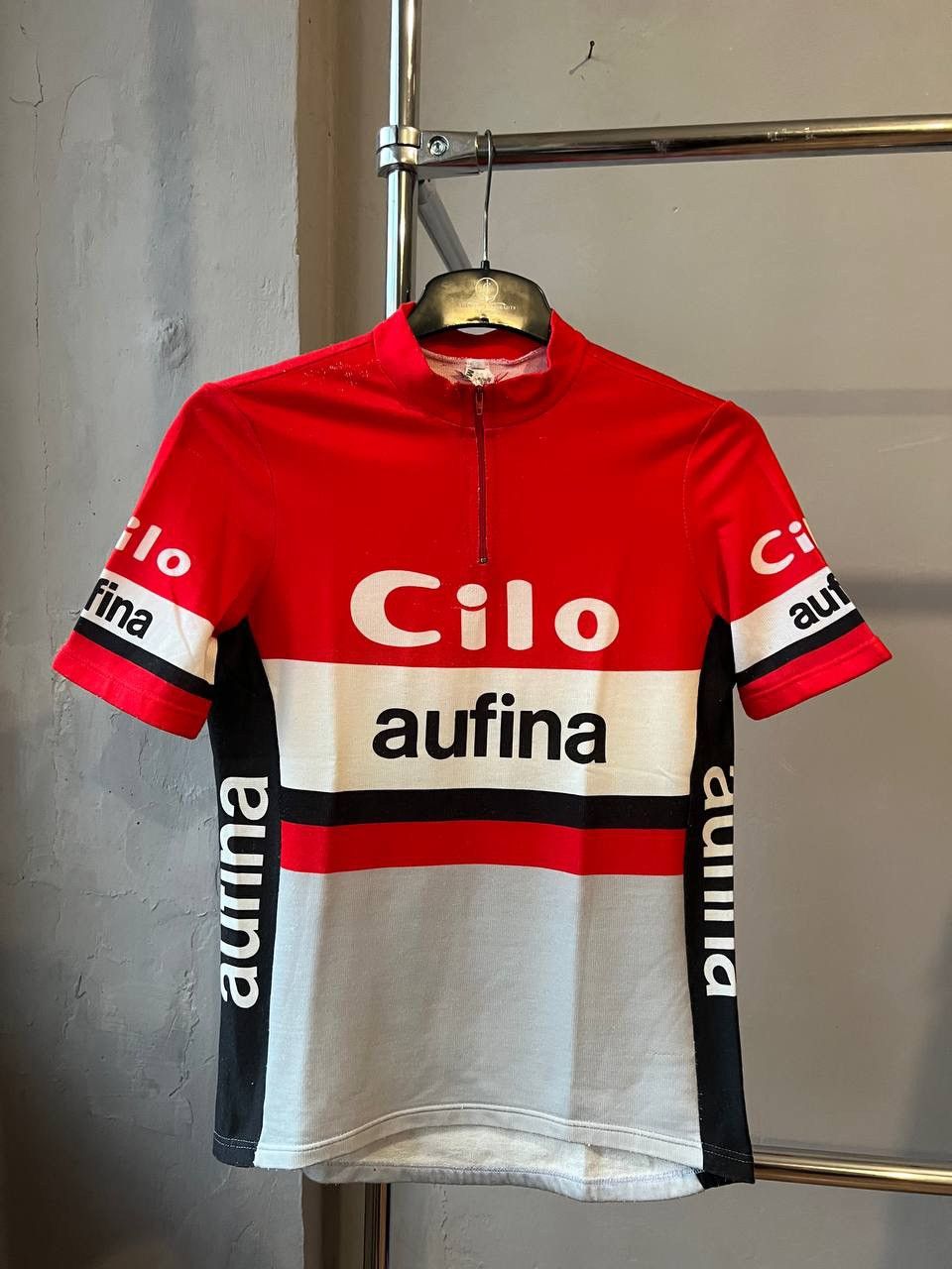 Vintage RARE 1978/86 CILO AUFINA TEAM SWITZERLAND CYCLING BIKEJERSEY Size US M / EU 48-50 / 2 - 4 Thumbnail