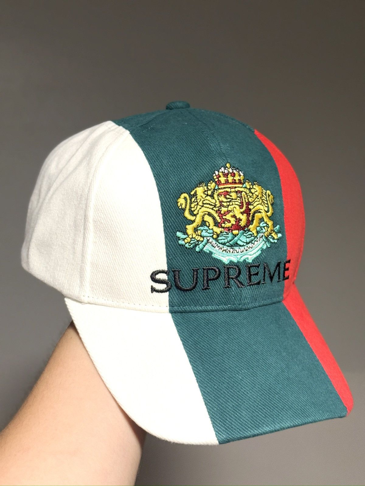 Supreme Supreme Crest 6-panel Hat SS25 | Grailed