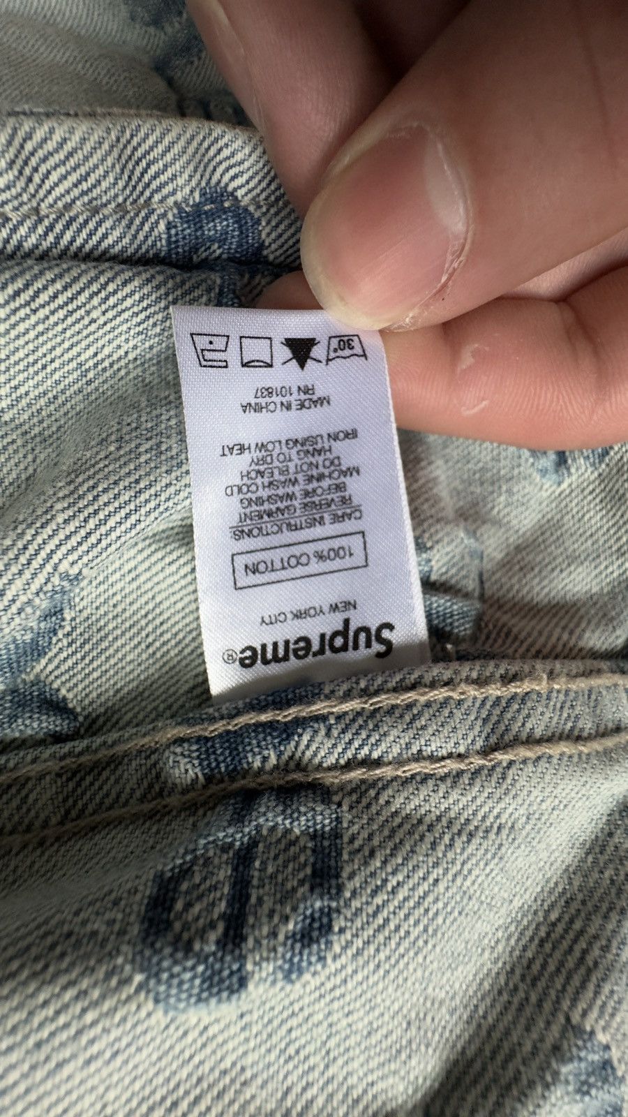 Supreme Supreme Frayed Logos Denim Trucker Jacket Size US S / EU 44-46 / 1 - 6 Thumbnail