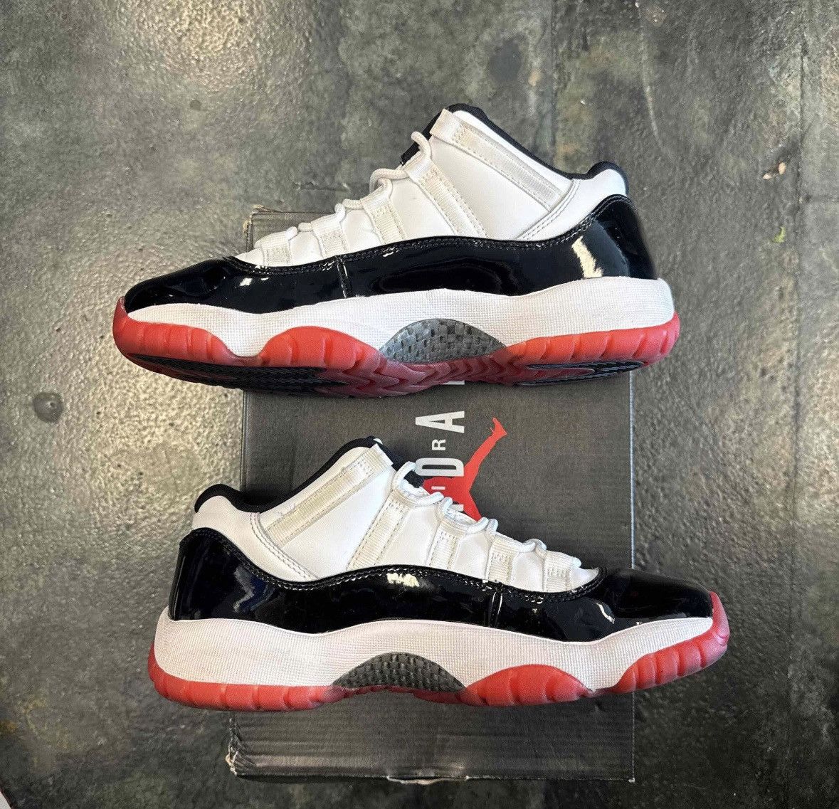 Jordan Brand Jordan 11 Bred Concord Size US 6 / EU 39 - 2 Thumbnail