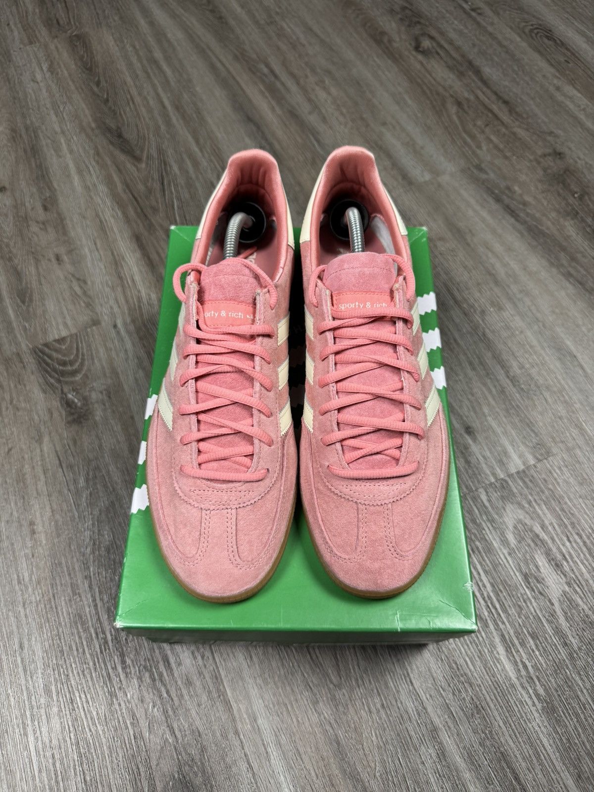 Adidas × Sporty & Rich adidas Handball Spezial Sporty & Rich Pink size 10.5 Size US 10.5 / EU 43-44 - 2 Thumbnail
