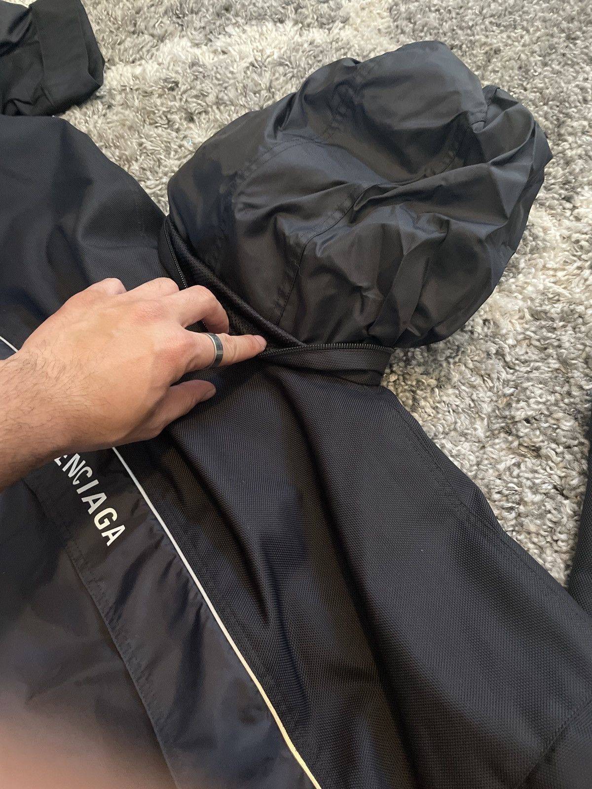 Balenciaga Balenciaga Classic 80s Windbreaker Black Size US L / EU 52-54 / 3 - 5 Thumbnail