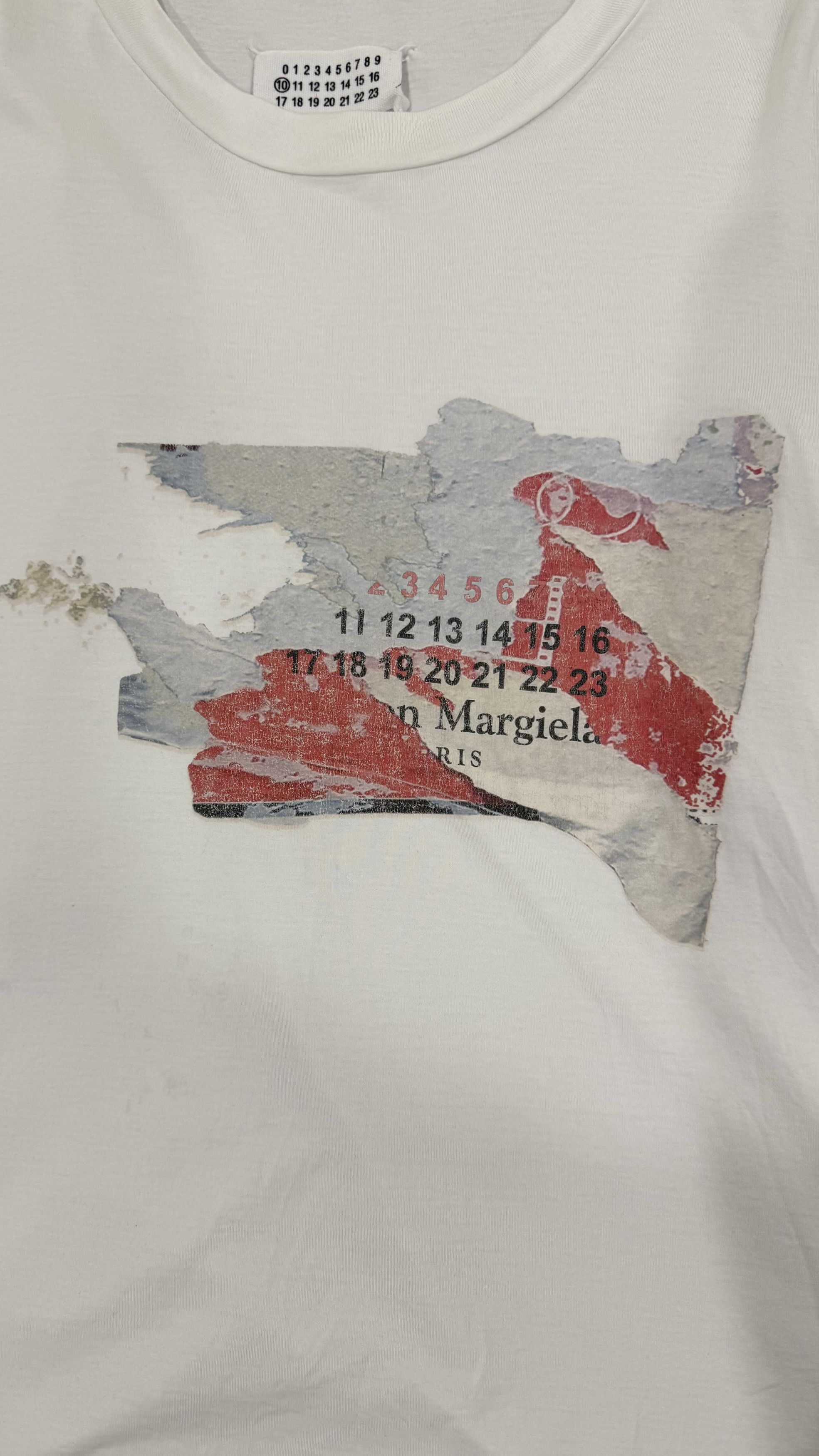 Maison Margiela Maison Margiela ripped newspaper logo t-shirt Size US L / EU 52-54 / 3 - 2 Thumbnail