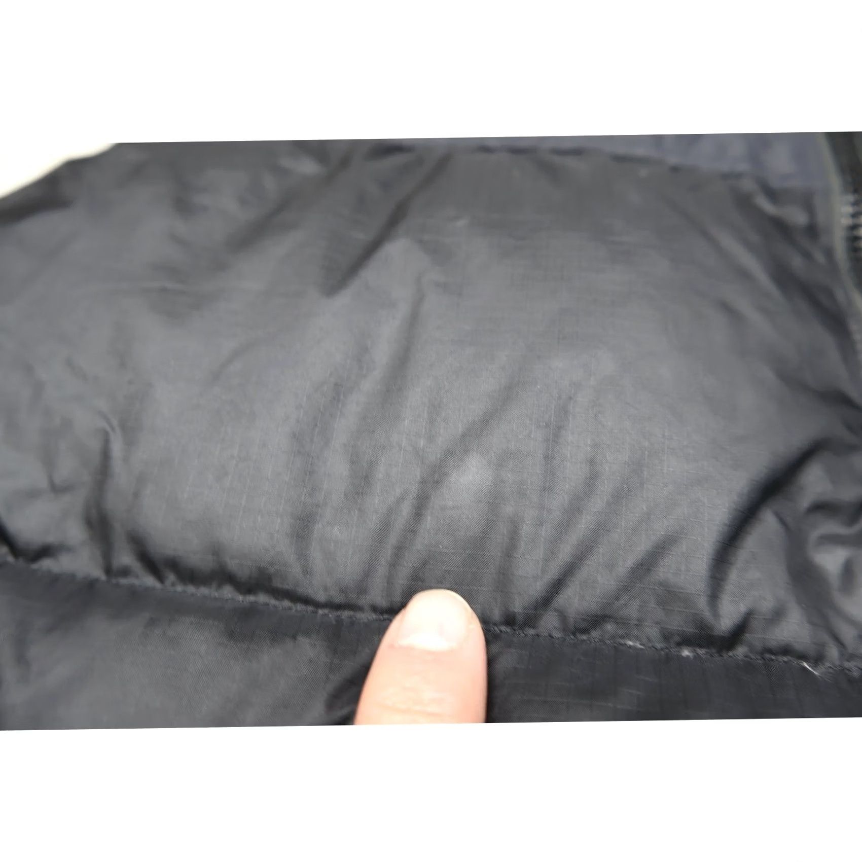 The North Face VINTAGE North Face Down Vest Womens Small Black 1996 Retro Nuptse Insulated Puffer LOGO Size S / US 4 / IT 40 - 6 Thumbnail