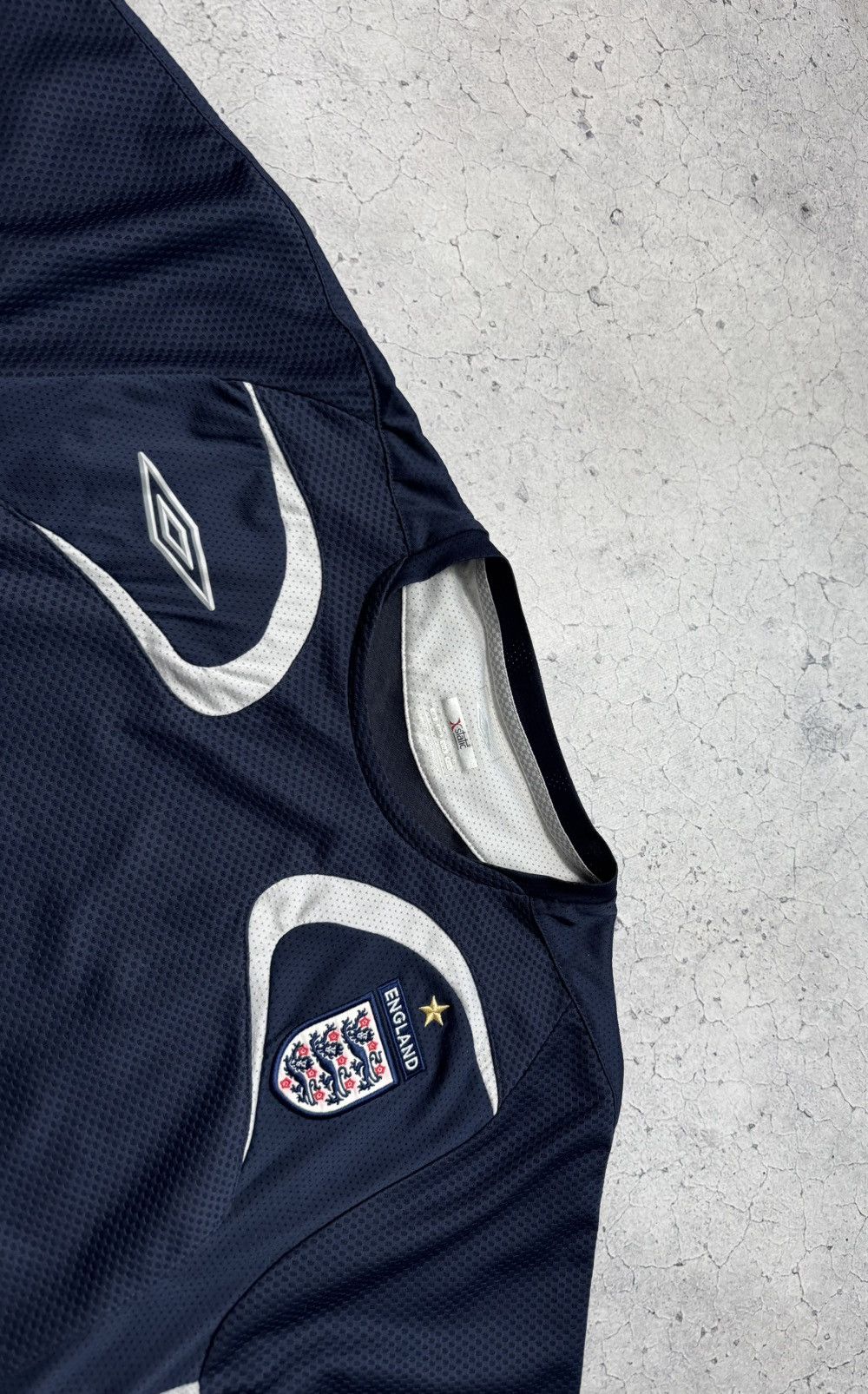 Umbro Umbro England National Team Vintage Soccer Jersey 2006/2007 Size US L / EU 52-54 / 3 - 6 Thumbnail