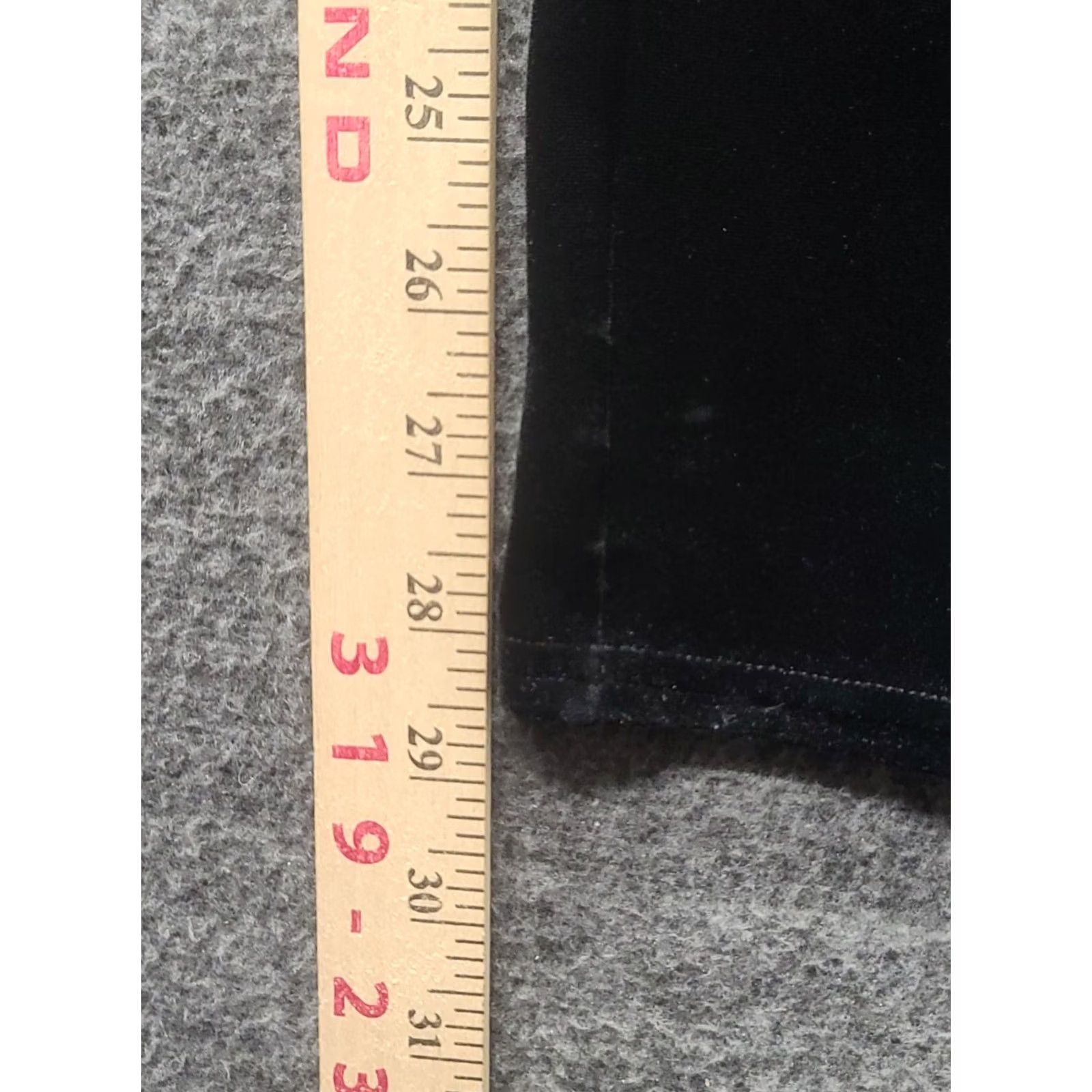 Spanx Spanx Velvet Leggings Women’s M Regular Black High Rise Shaping Slimming Ankle Inseam 29” Polyester Spandex Day Go Out Dance Yoga Shirt? Size 32" / US 10 / IT 46 - 5 Thumbnail