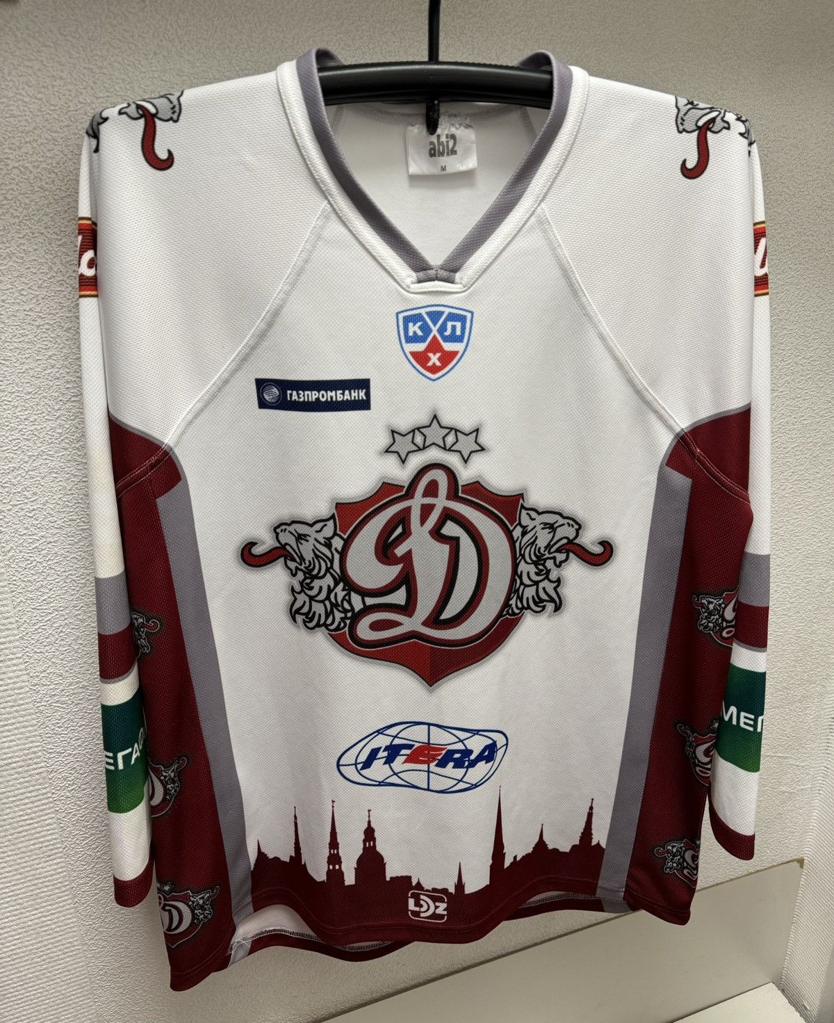 Vintage Dinamo Riga vintage longsleeve hockey jersey KHL m sz Size US M / EU 48-50 / 2 - 1 Thumbnail