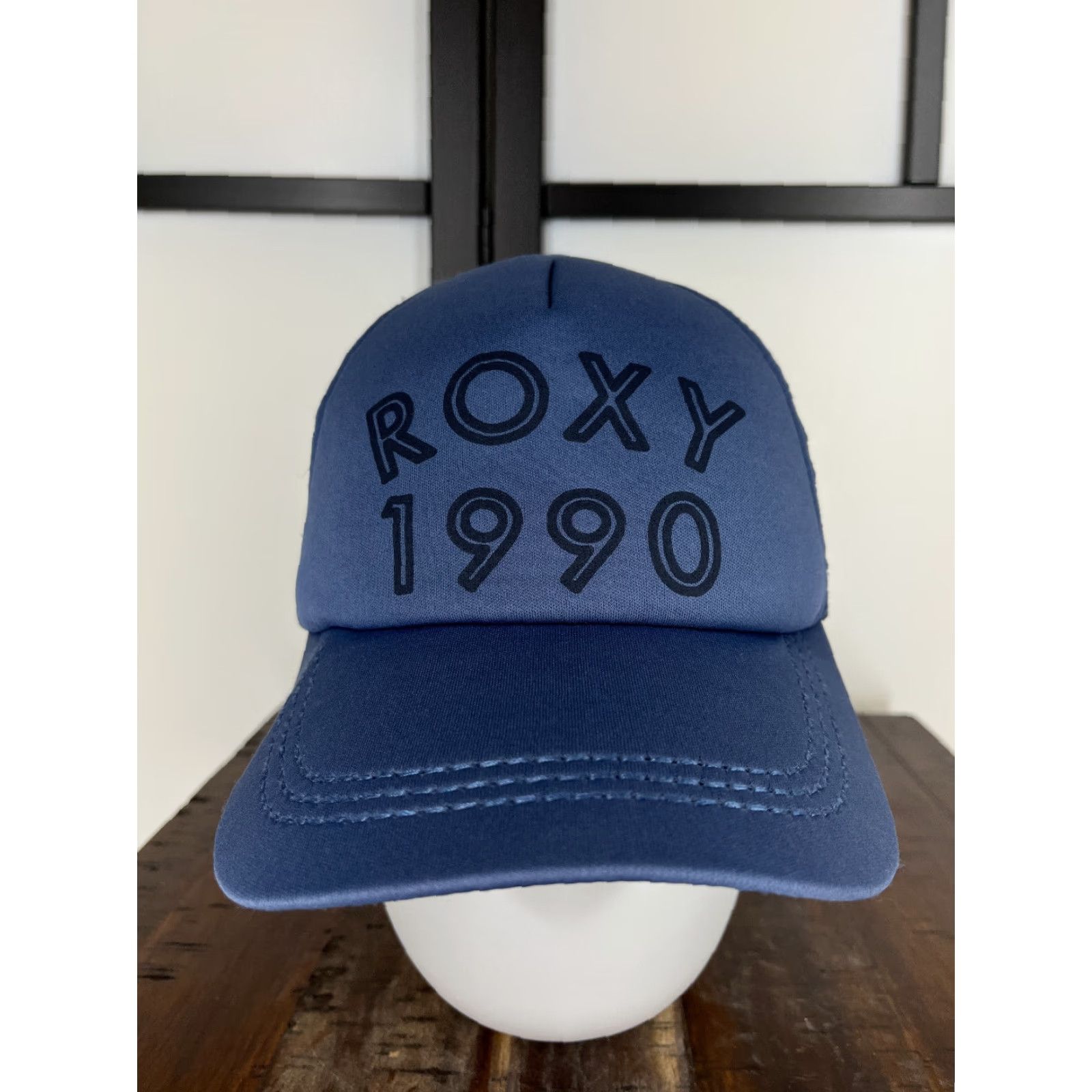 Vintage ROXY Hat Cap Trucker One Size Blue Womens Polyester Outdoors Adjustable Logo Classic Style 90s Beach Outdoor Size ONE SIZE - 2 Thumbnail