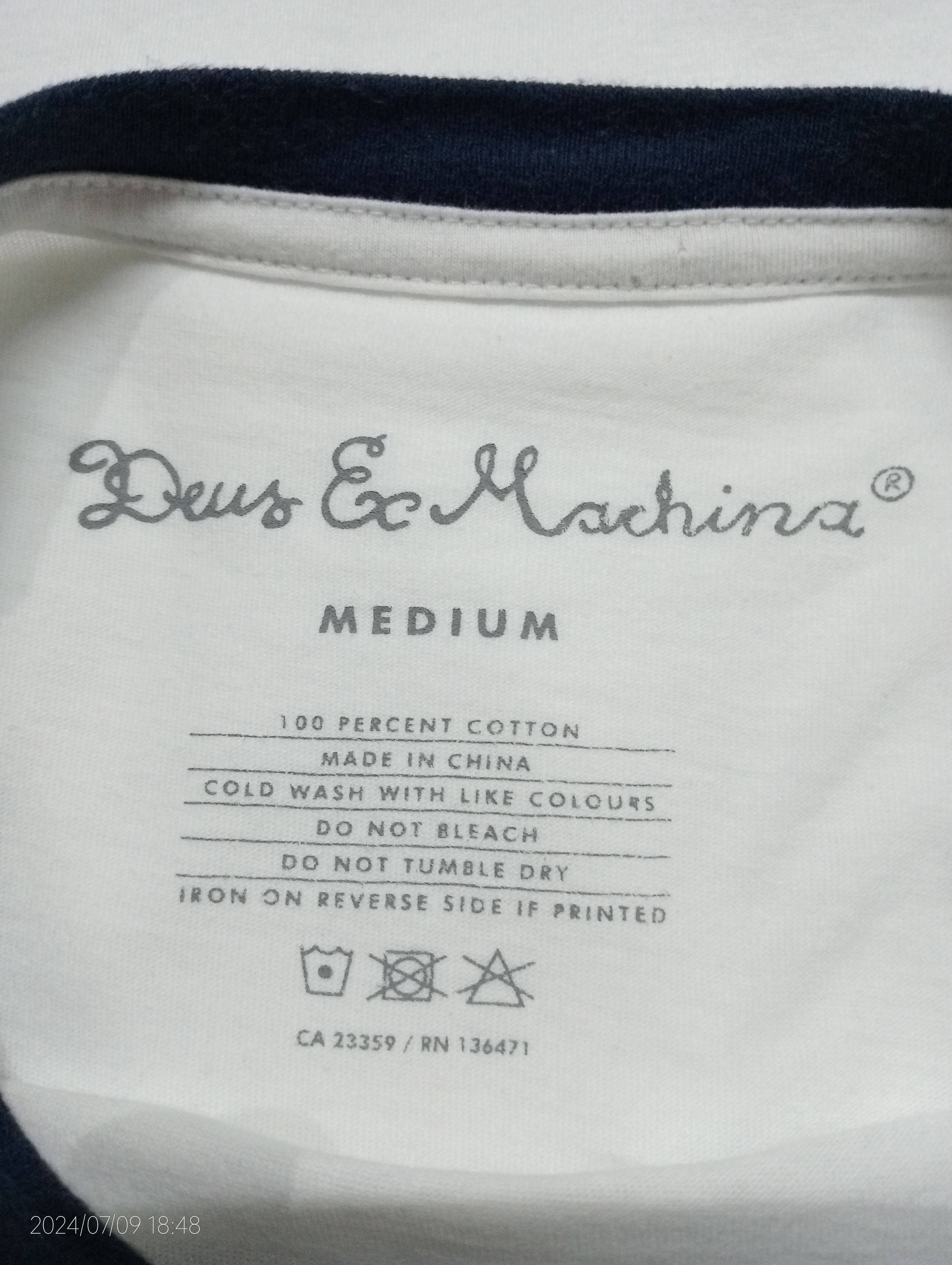 Deus Ex Machina Deus Ex Machina Big Logo Single Stitch Tee Size US M / EU 48-50 / 2 - 10 Thumbnail
