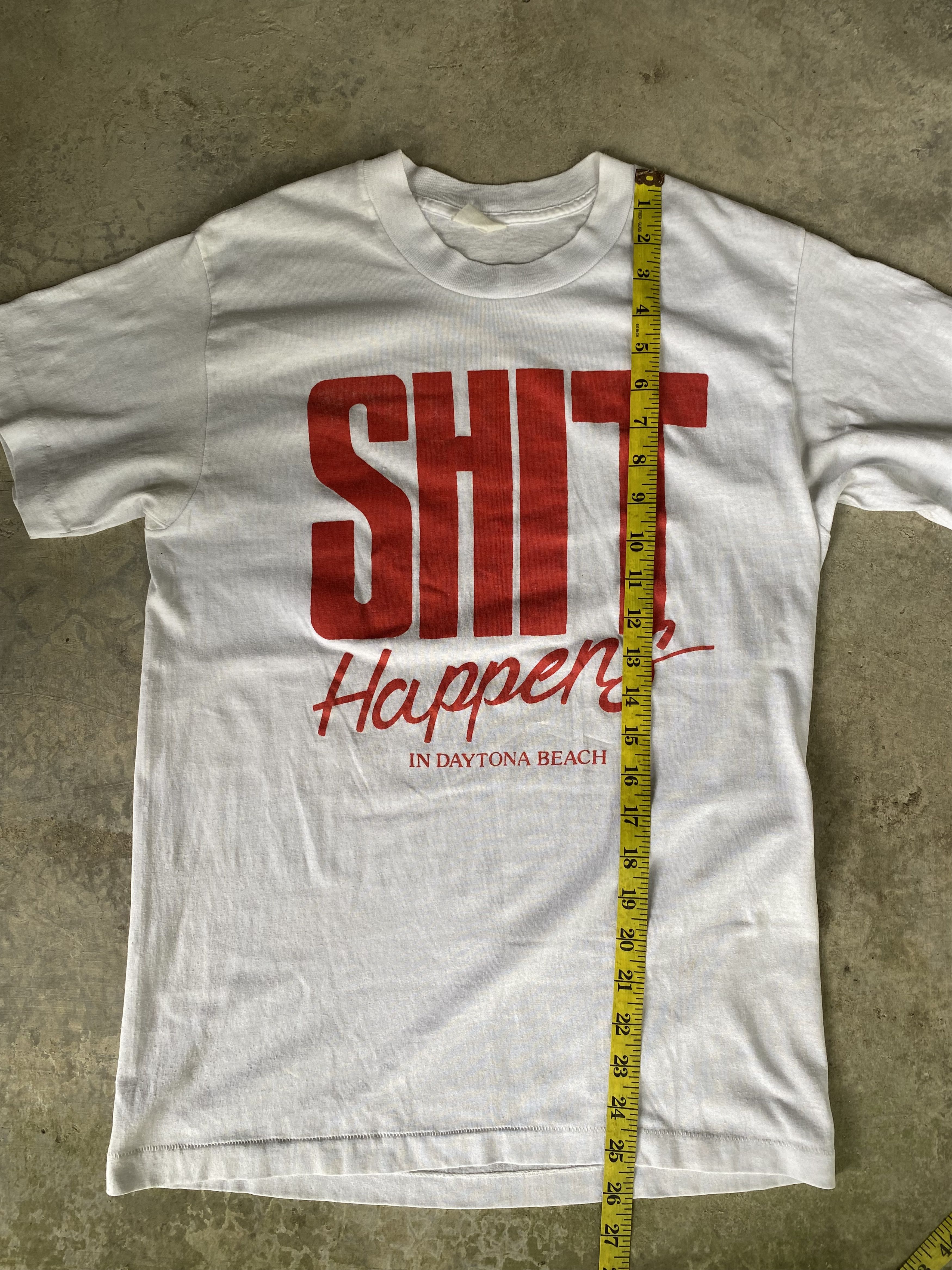 Vintage Vintage 80’s SHIT HAPPENS in Daytona Beach Wording Tshirt Size US S / EU 44-46 / 1 - 11 Thumbnail