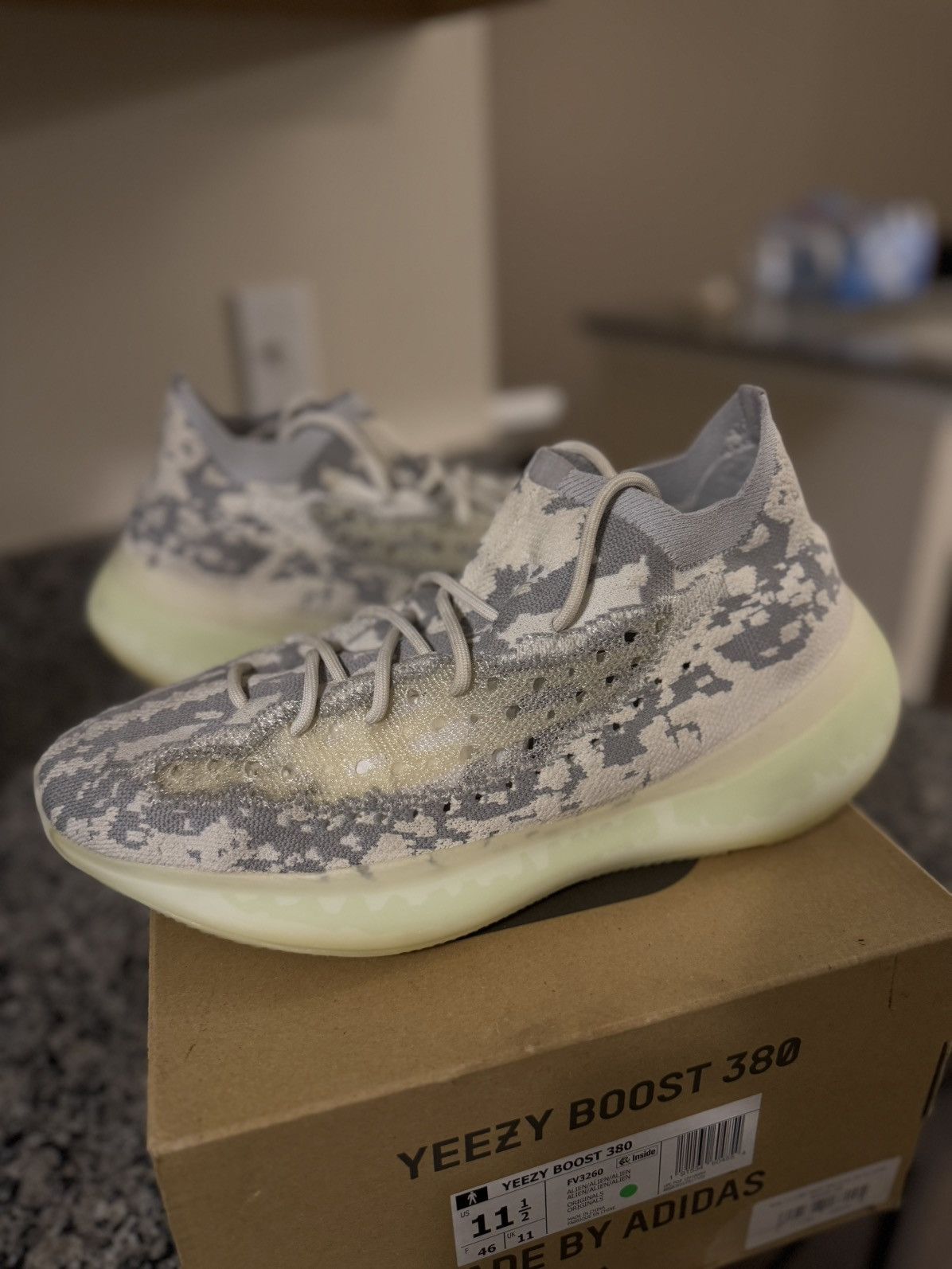 Adidas × Yeezy Yeezy 380 Alien Size 11.5 W BOX Clean Size US 11.5 / EU 44-45 - 2 Thumbnail