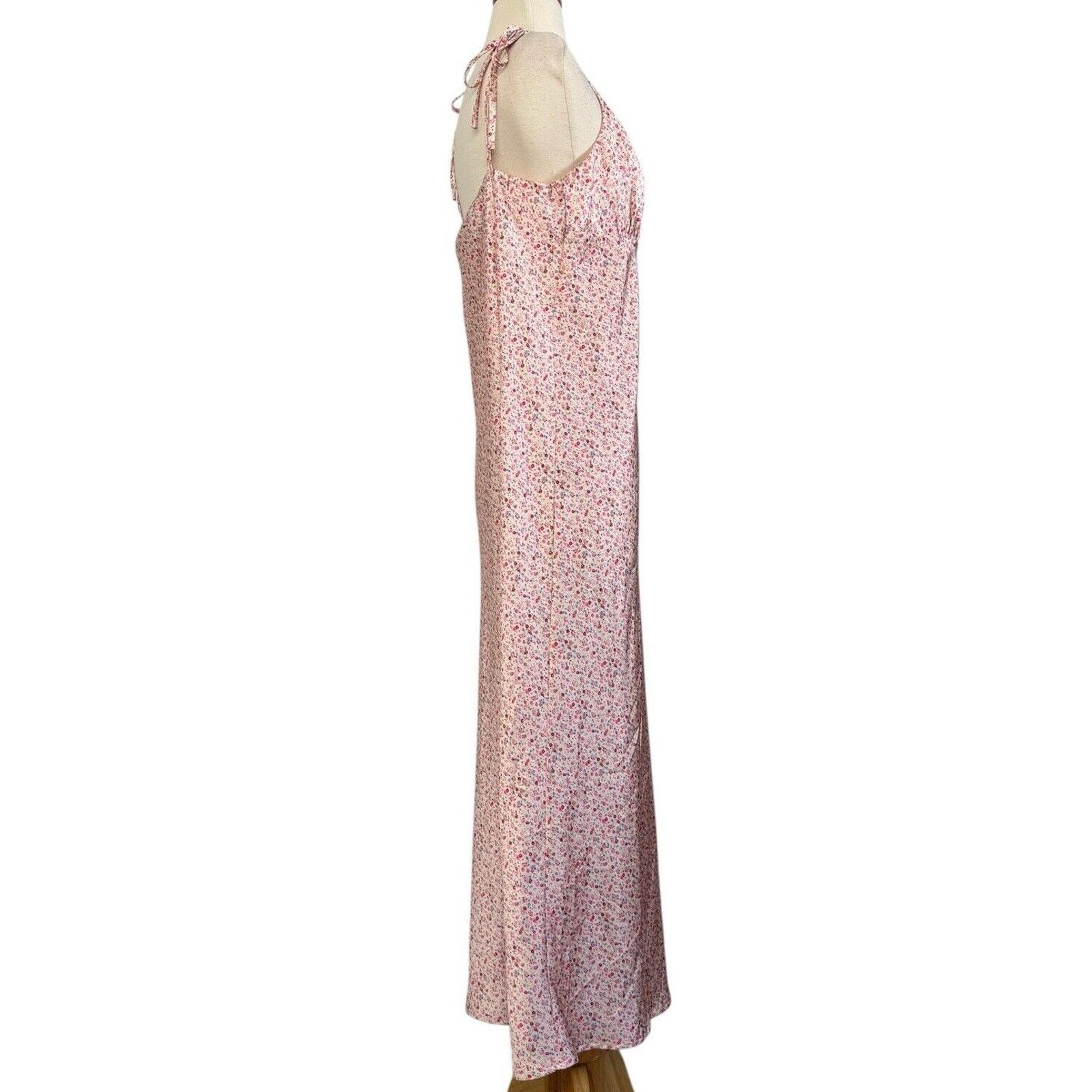 PRINCESS POLLY PRINCESS POLLY The Veronica Satin Floral Midi Dress V Neck Size M / US 6-8 / IT 42-44 - 6 Thumbnail