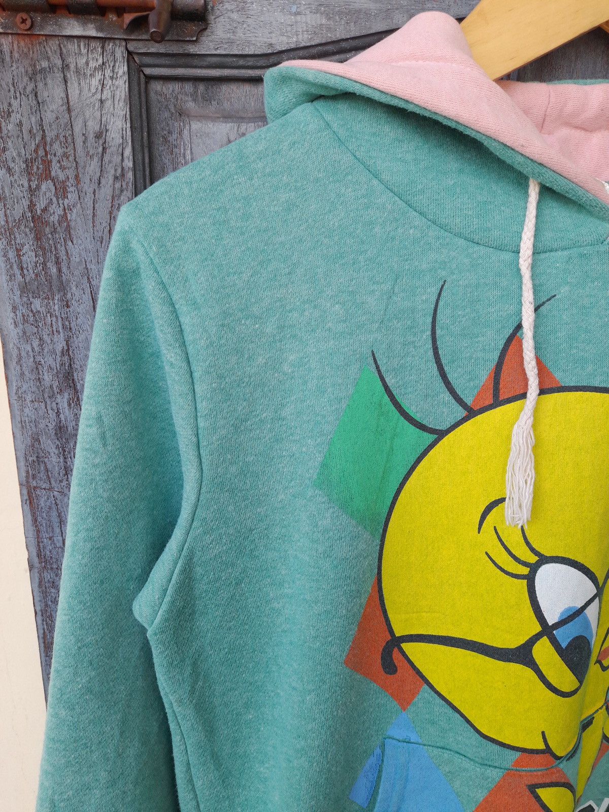 Japanese Brand Vintage Looney Tunes Tweety Hoodie “Smart Chick” Green Pink Size US M / EU 48-50 / 2 - 3 Thumbnail