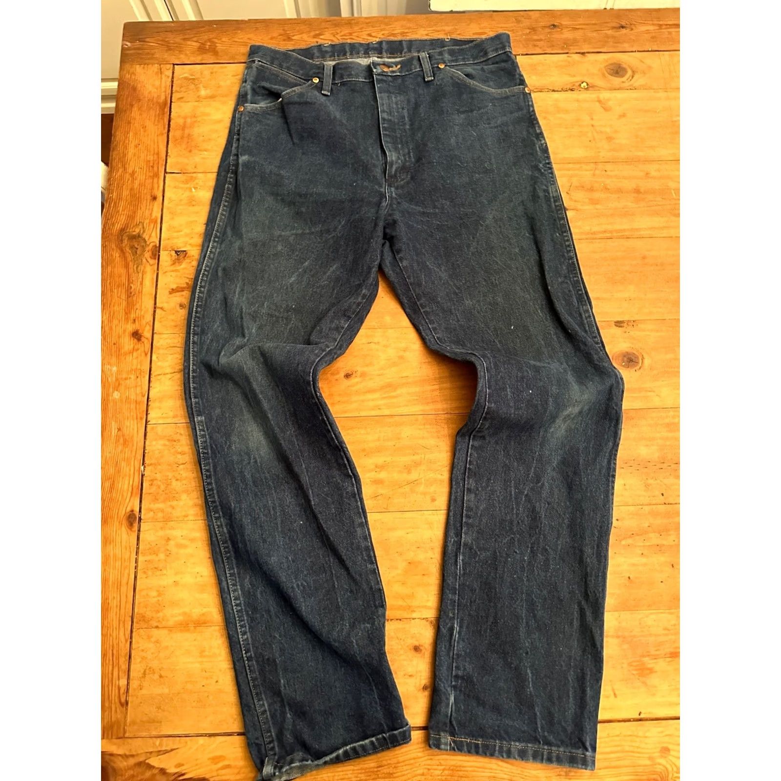 Wrangler Wrangler 13MWZ Jeans Mens 36 x 34 Blue Denim Classic Cowboy Cut Straight Jeans Mexico Size US 36 / EU 52 - 3 Thumbnail