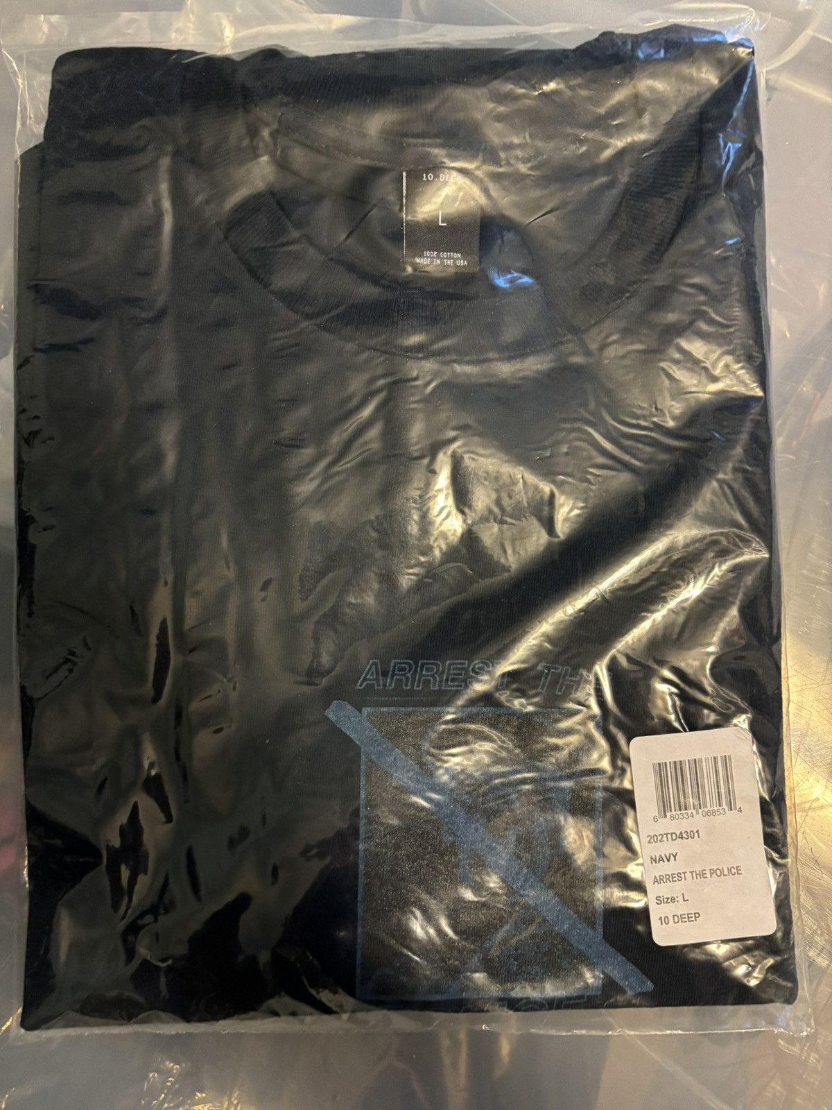 10 Deep 10 Deep Arrest the Police tee Size US L / EU 52-54 / 3 - 2 Thumbnail