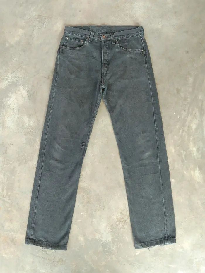 Levi's × Vintage 90s Vintage Levis 501 Made In USA Distressed Jeans 32x32 Size US 32 / EU 48 - 1 Thumbnail