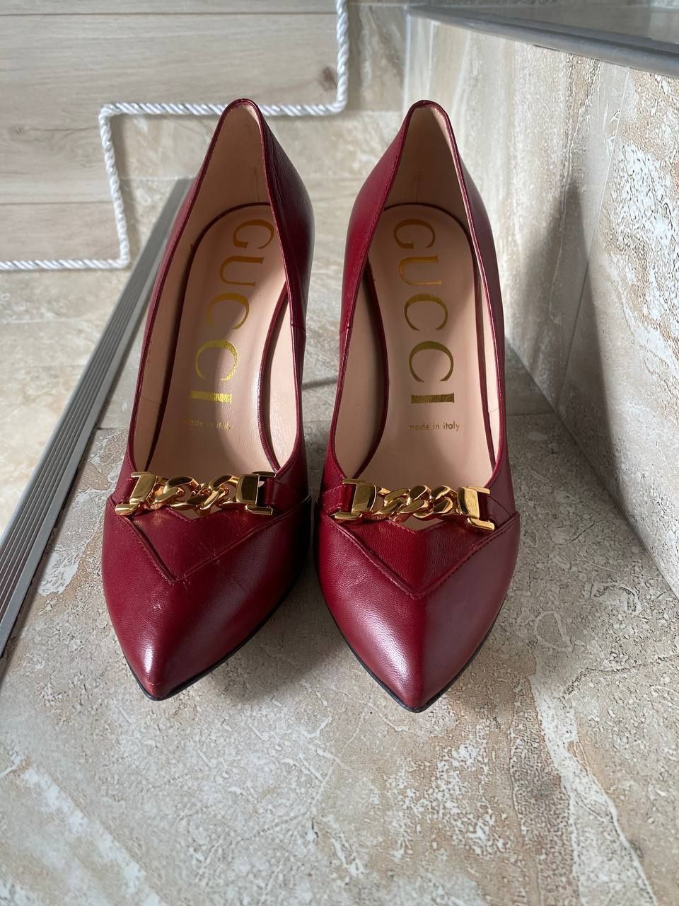 Gucci Gucci Burgundy Leather Heels Size US 6 / IT 36 - 1 Thumbnail