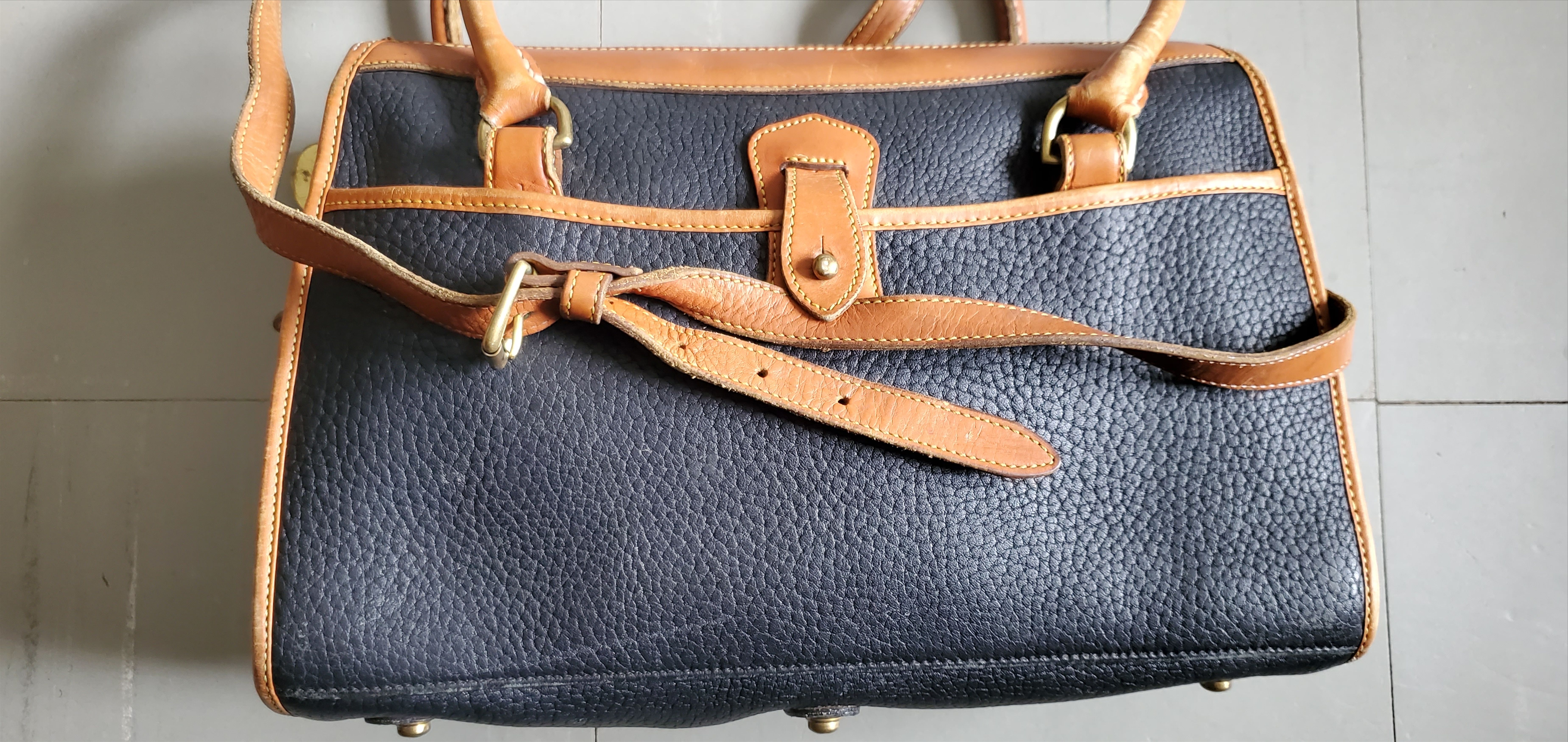 Dooney & Bourke Vintage Dooney & Bourke Satchel Bag Size ONE SIZE - 3 Thumbnail